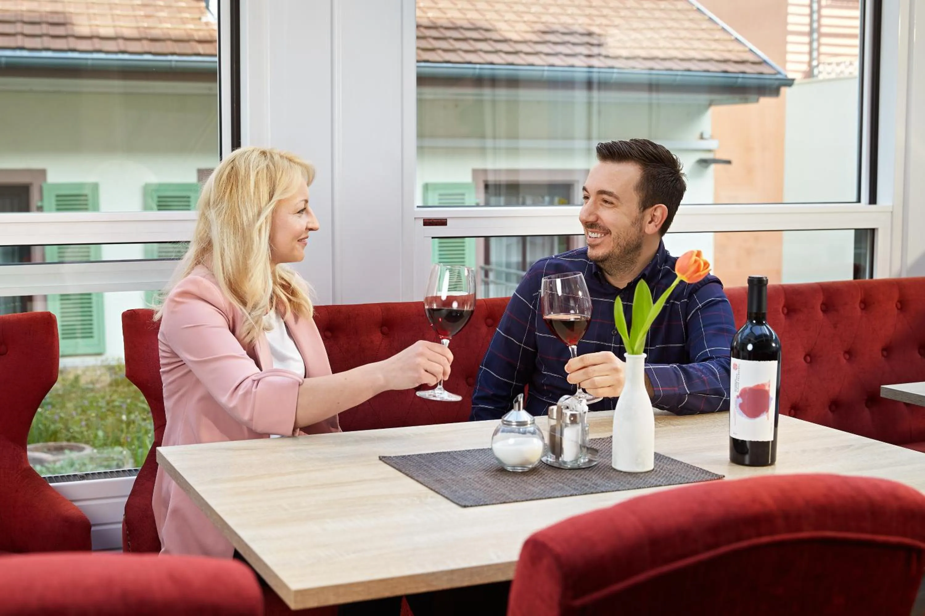 Communal lounge/ TV room in Hotel Meyerhof