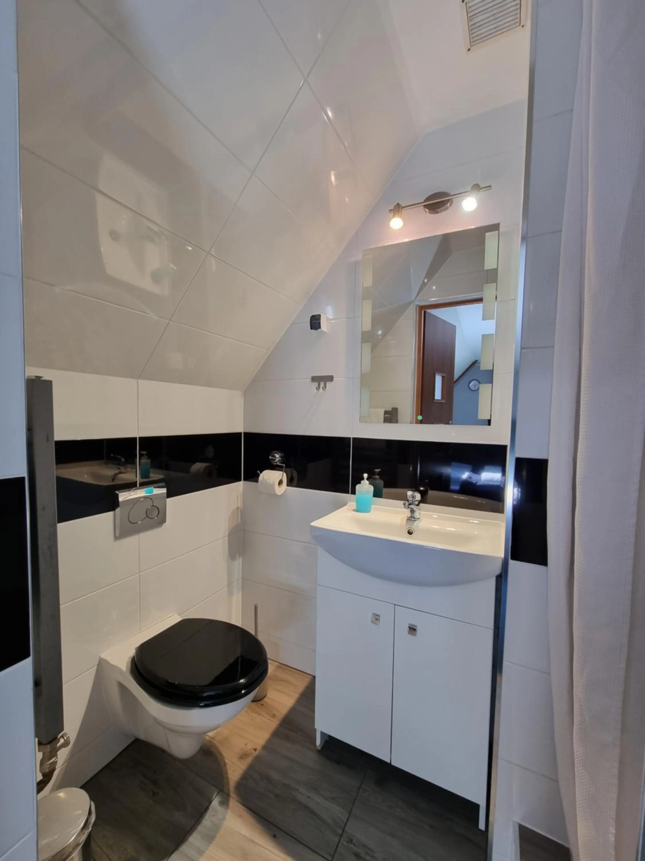 Shower in SCOTS pokoje gościnne