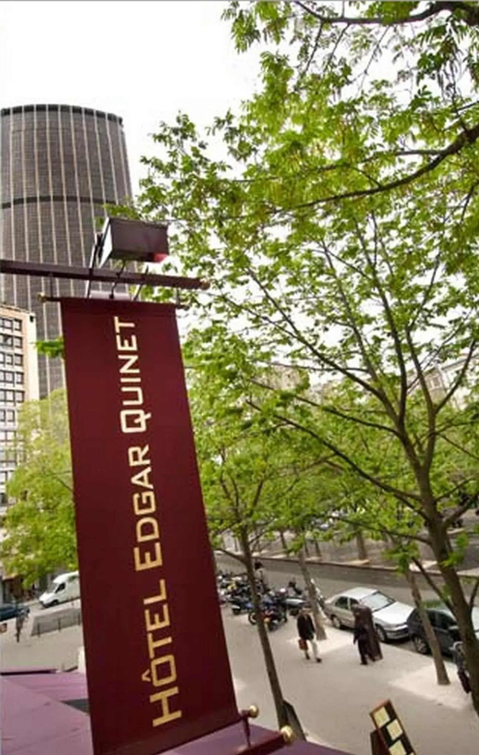 Property building in Hôtel Edgar Quinet Property building in Hôtel Edgar Quinet