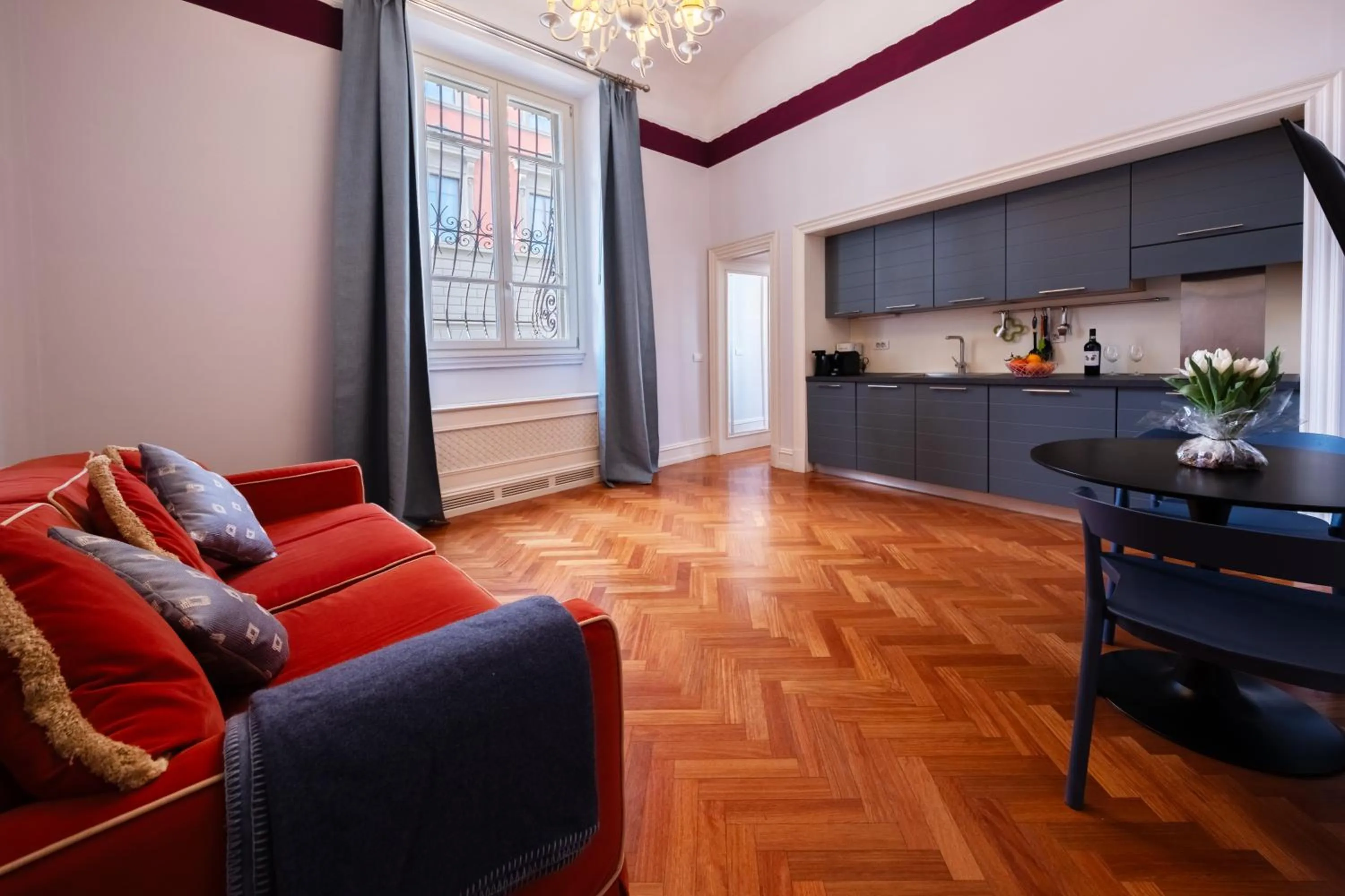 Seating area in Serristori Palace Residence
