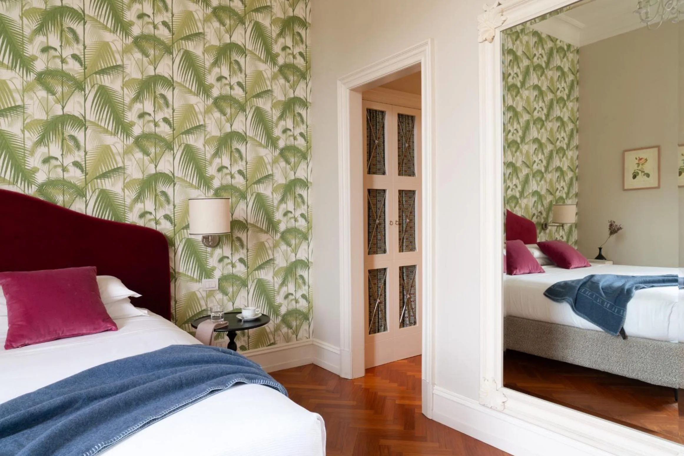 Bed in Serristori Palace Residence