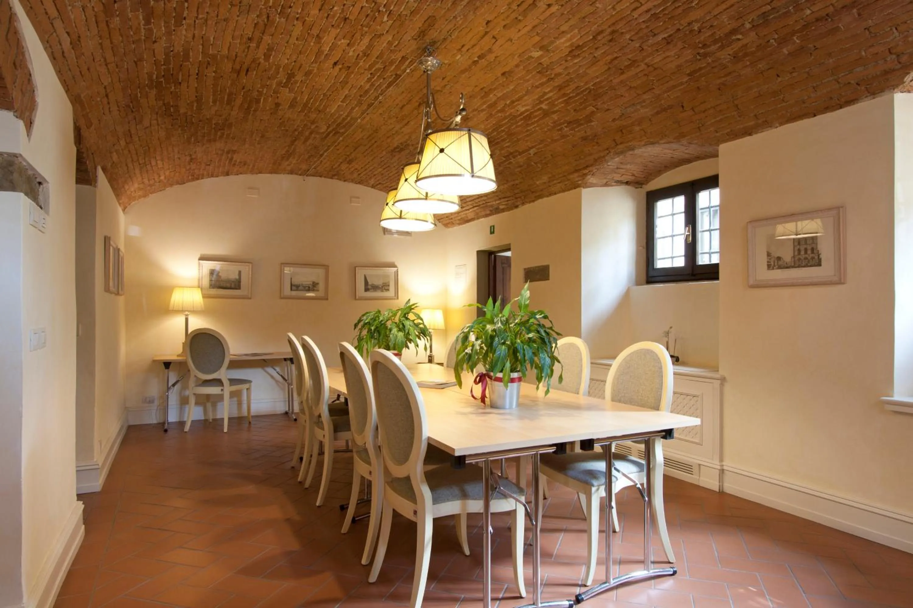 Meeting/conference room in Serristori Palace Residence