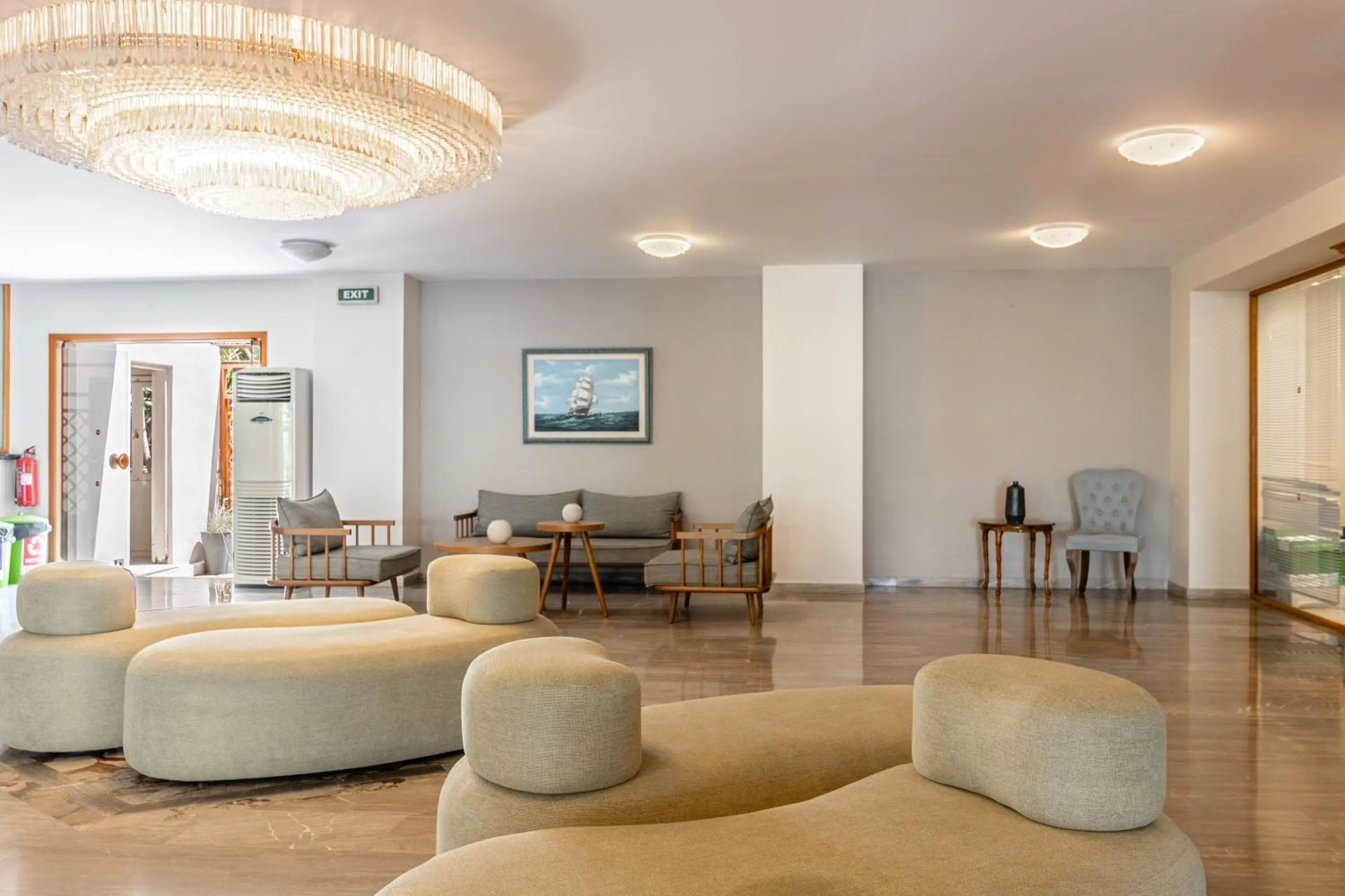 Lobby or reception in Marilena Hotel
