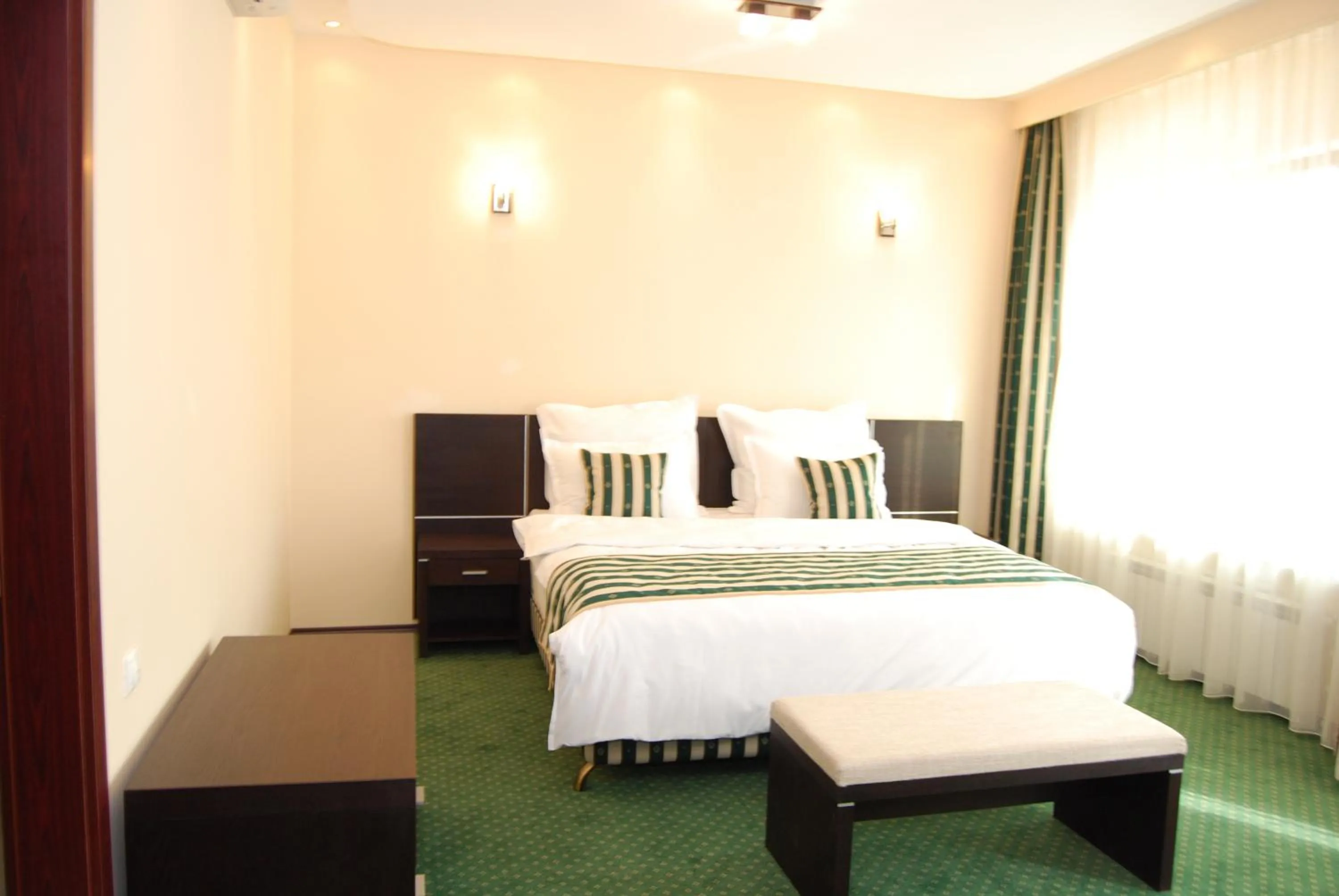 Bed in Pensiunea President