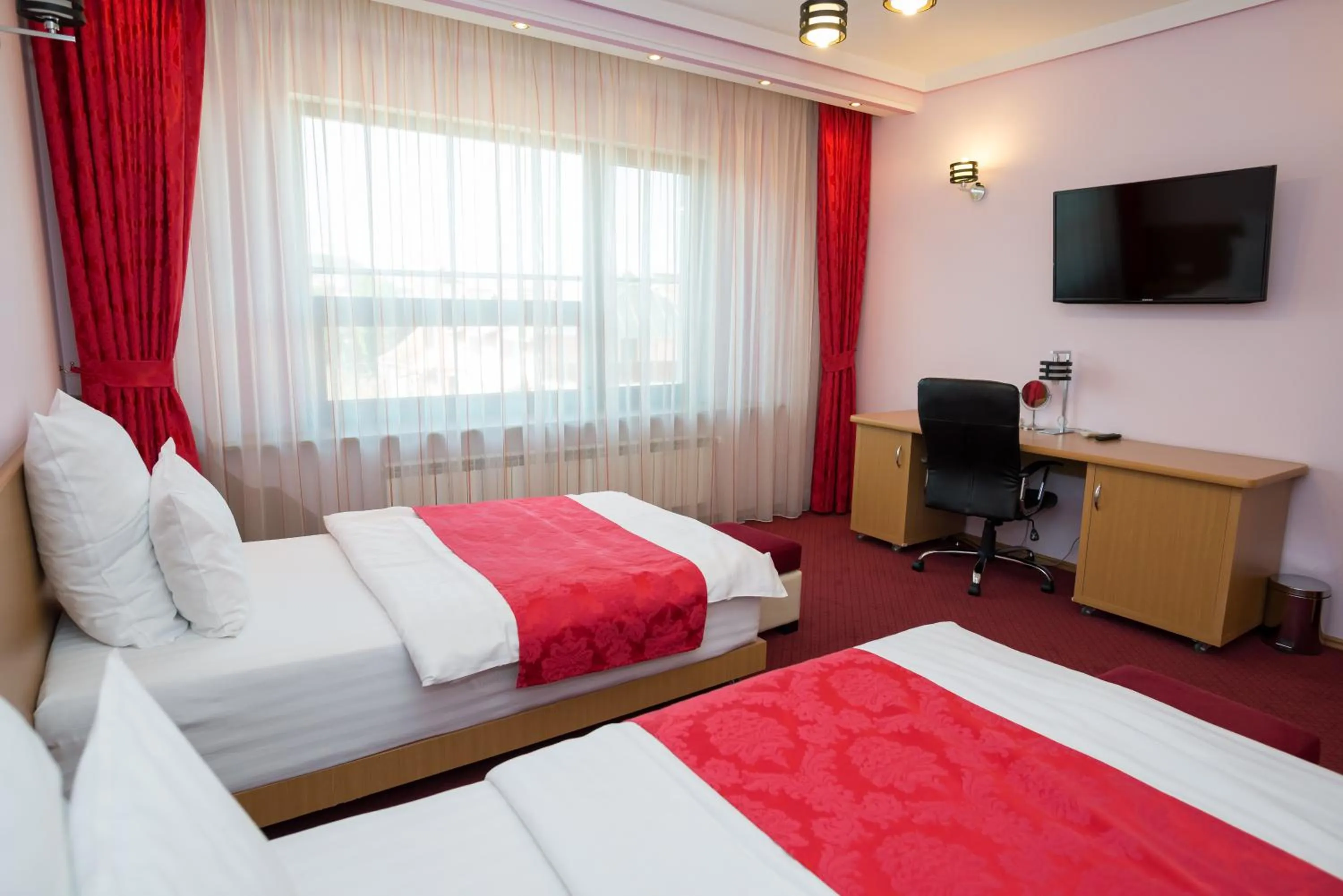 Bed in Pensiunea President