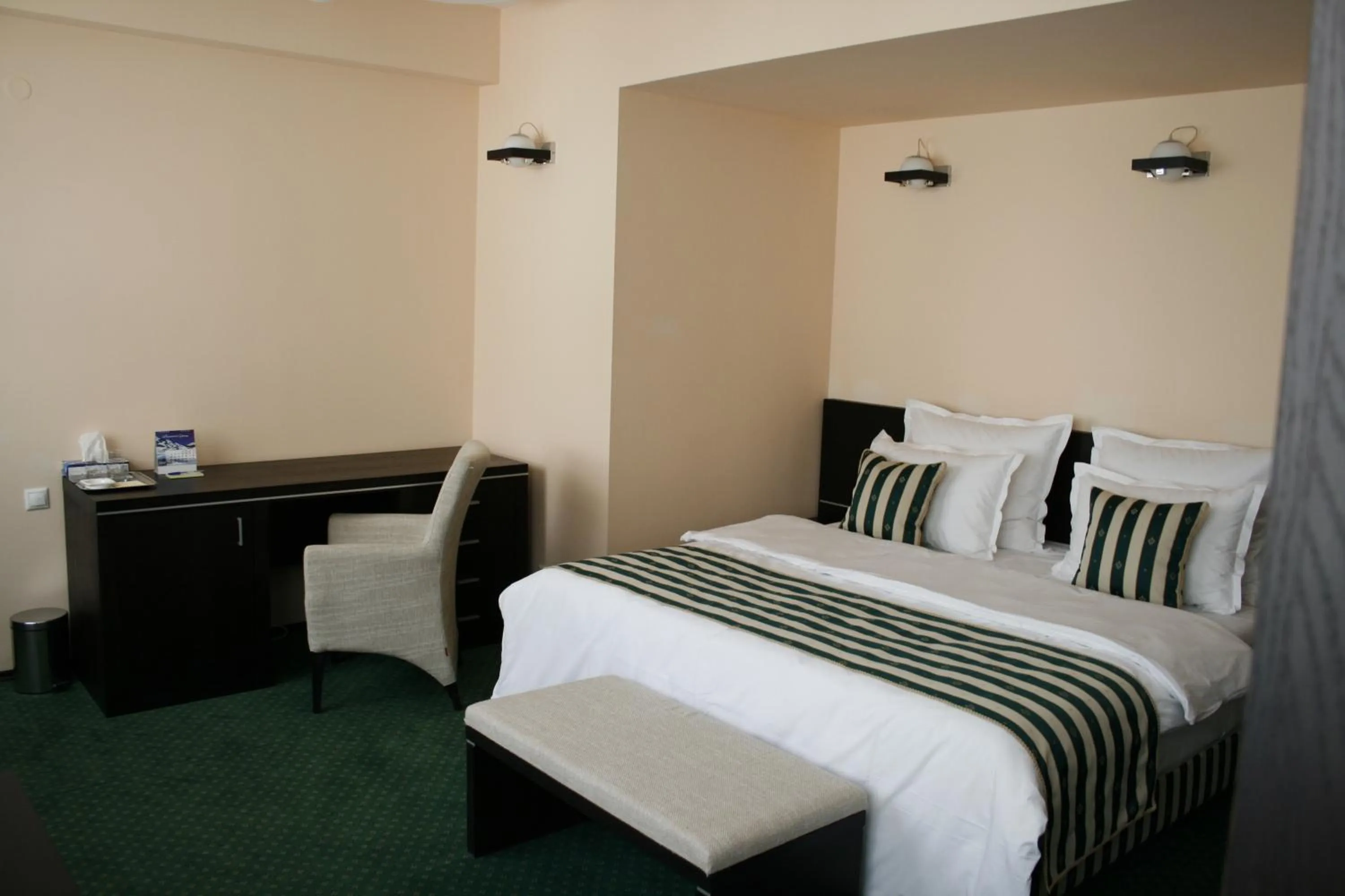 Bed in Pensiunea President