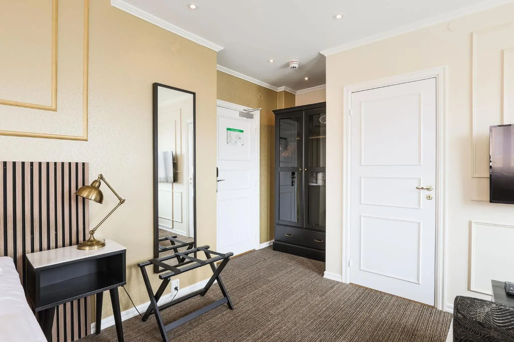 Photo of the whole room in Comfort Hotel Linköping City Photo of the whole room in Comfort Hotel Linköping City