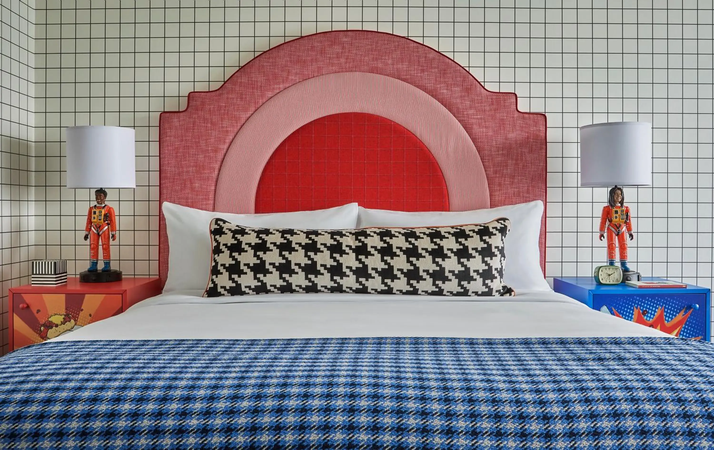 Bedroom, Bed in Graduate by Hilton Cincinnati Bedroom, Bed in Graduate by Hilton Cincinnati