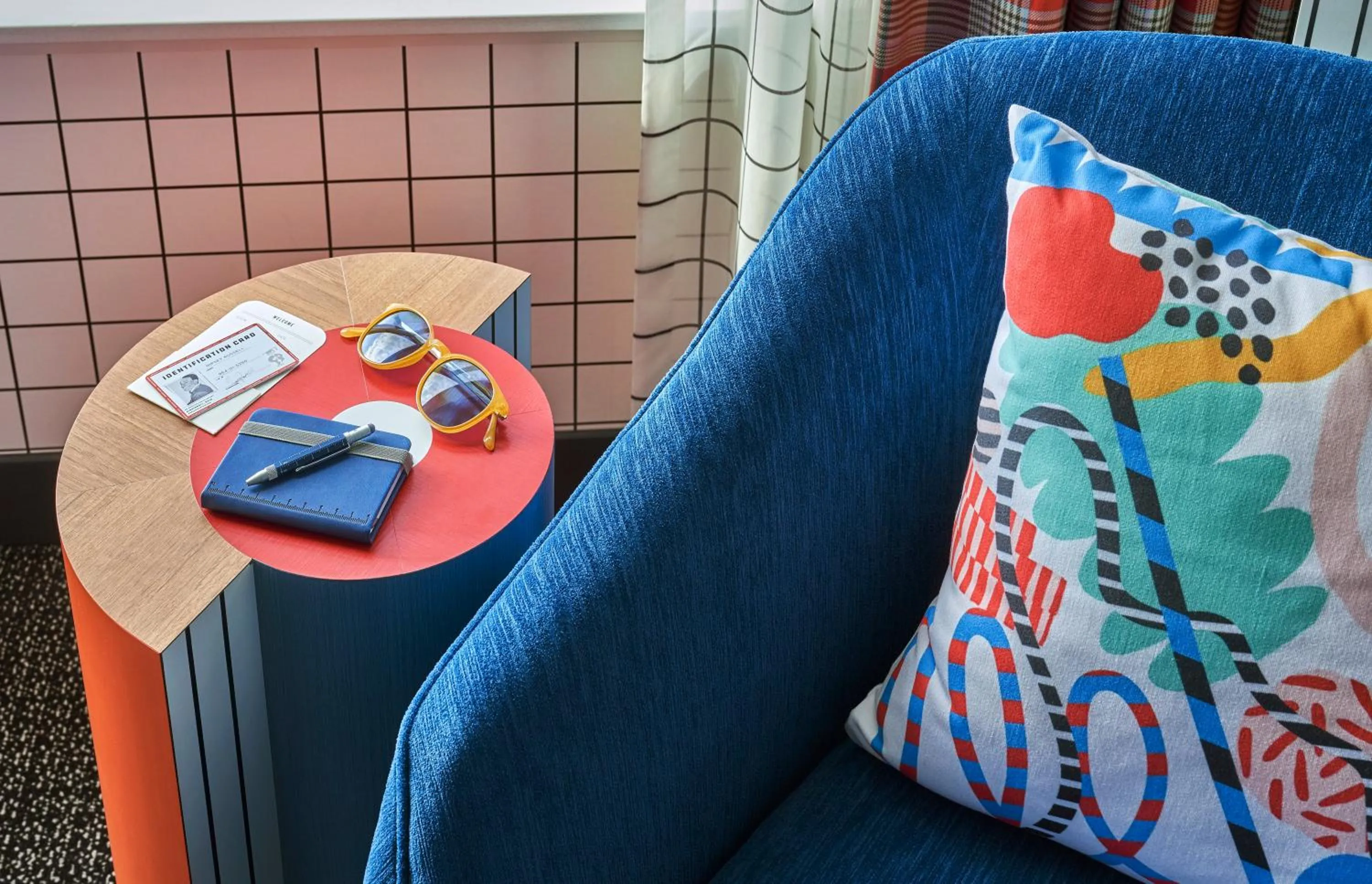 Seating area in Graduate by Hilton Cincinnati