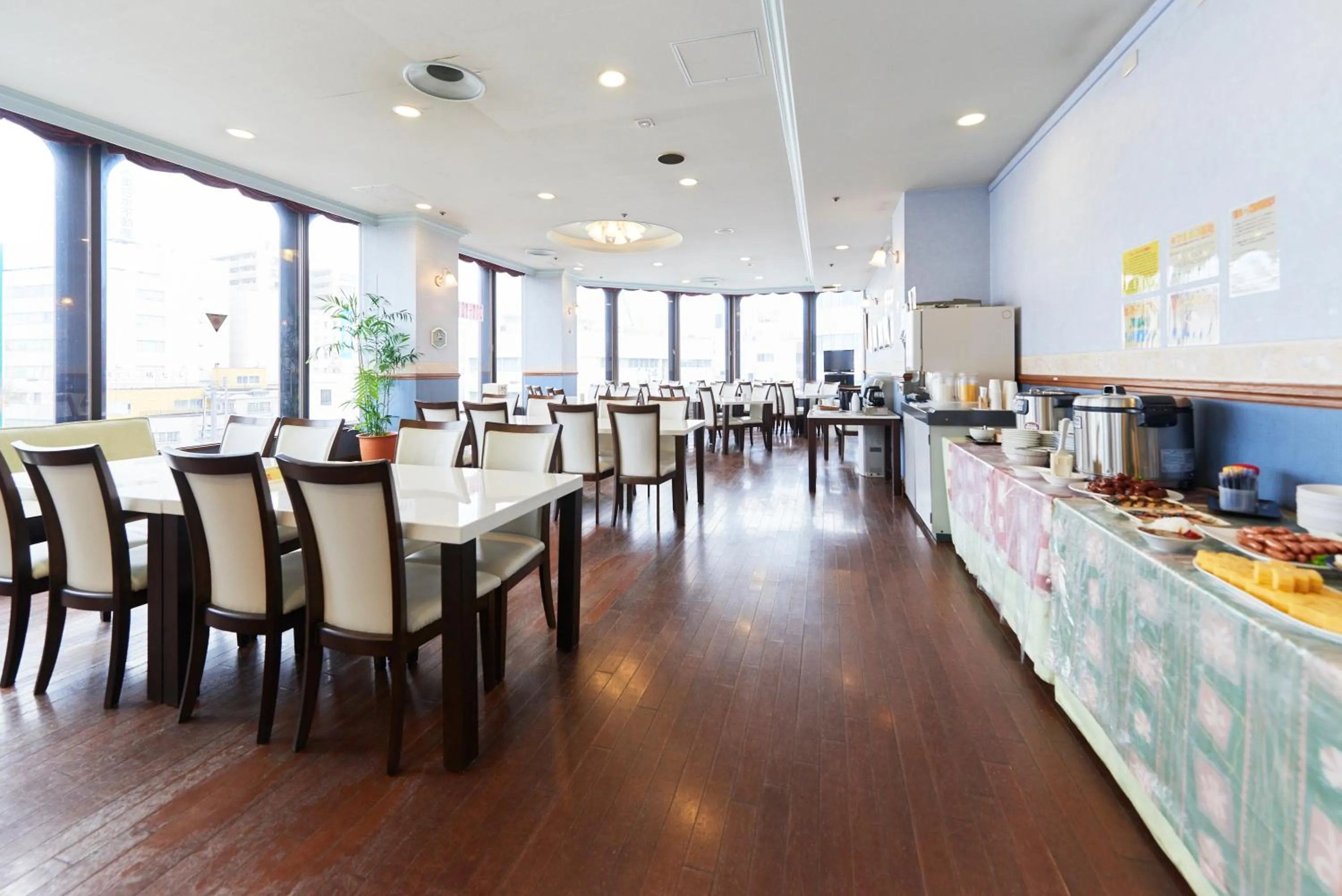 Restaurant/places to eat in Hotel Select Inn Aomori