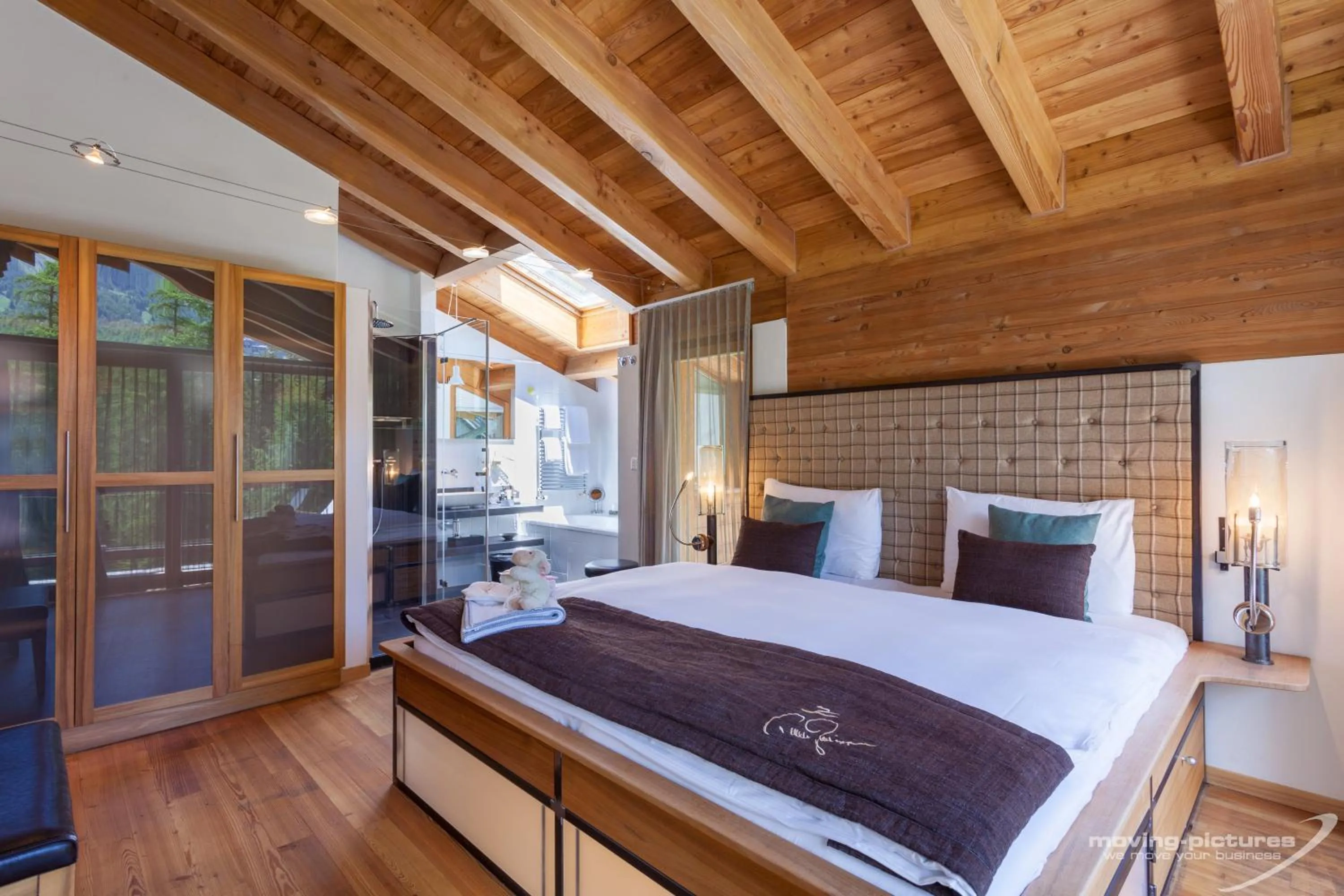 Bed in Suitenhotel Zurbriggen