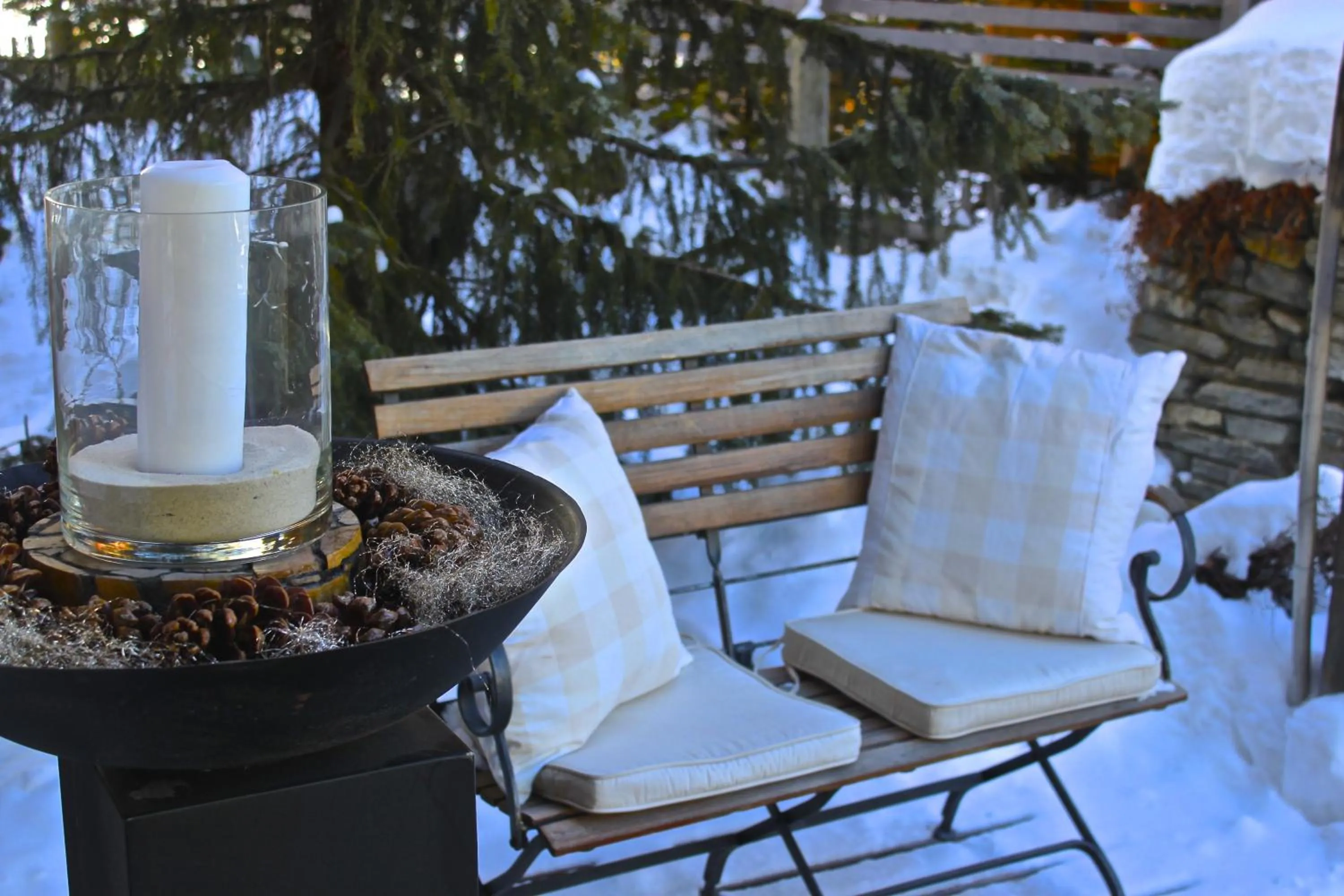 Patio in Suitenhotel Zurbriggen