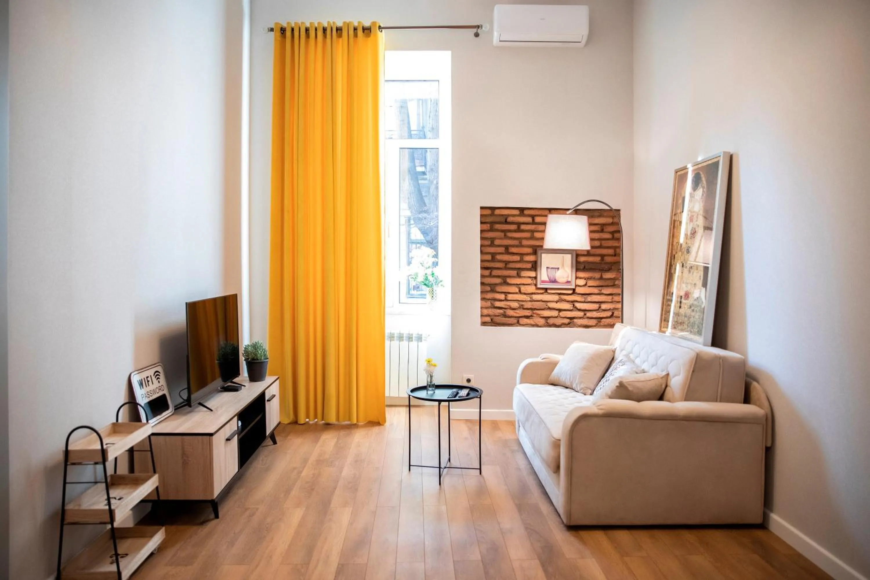 Charming apartment in the historic district of Tbilisi