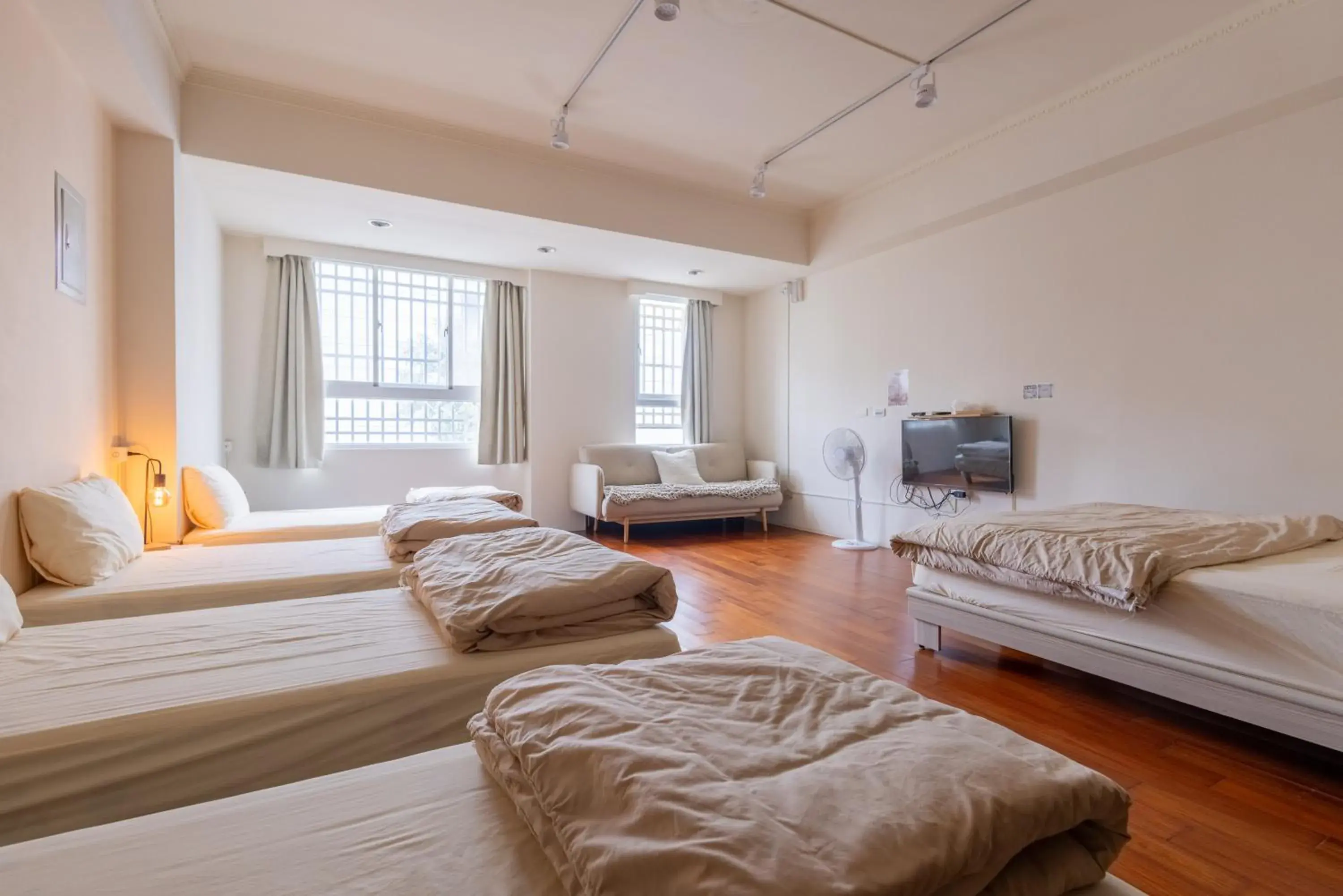 Family Room with Private Bathroom in Maybe Homestay Family Room with Private Bathroom in Maybe Homestay