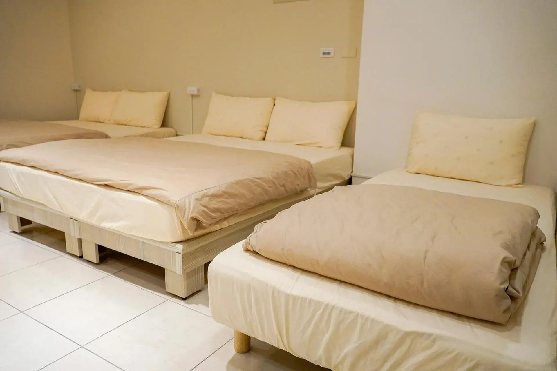 Photo of the whole room, Bed in Maybe Homestay Photo of the whole room, Bed in Maybe Homestay