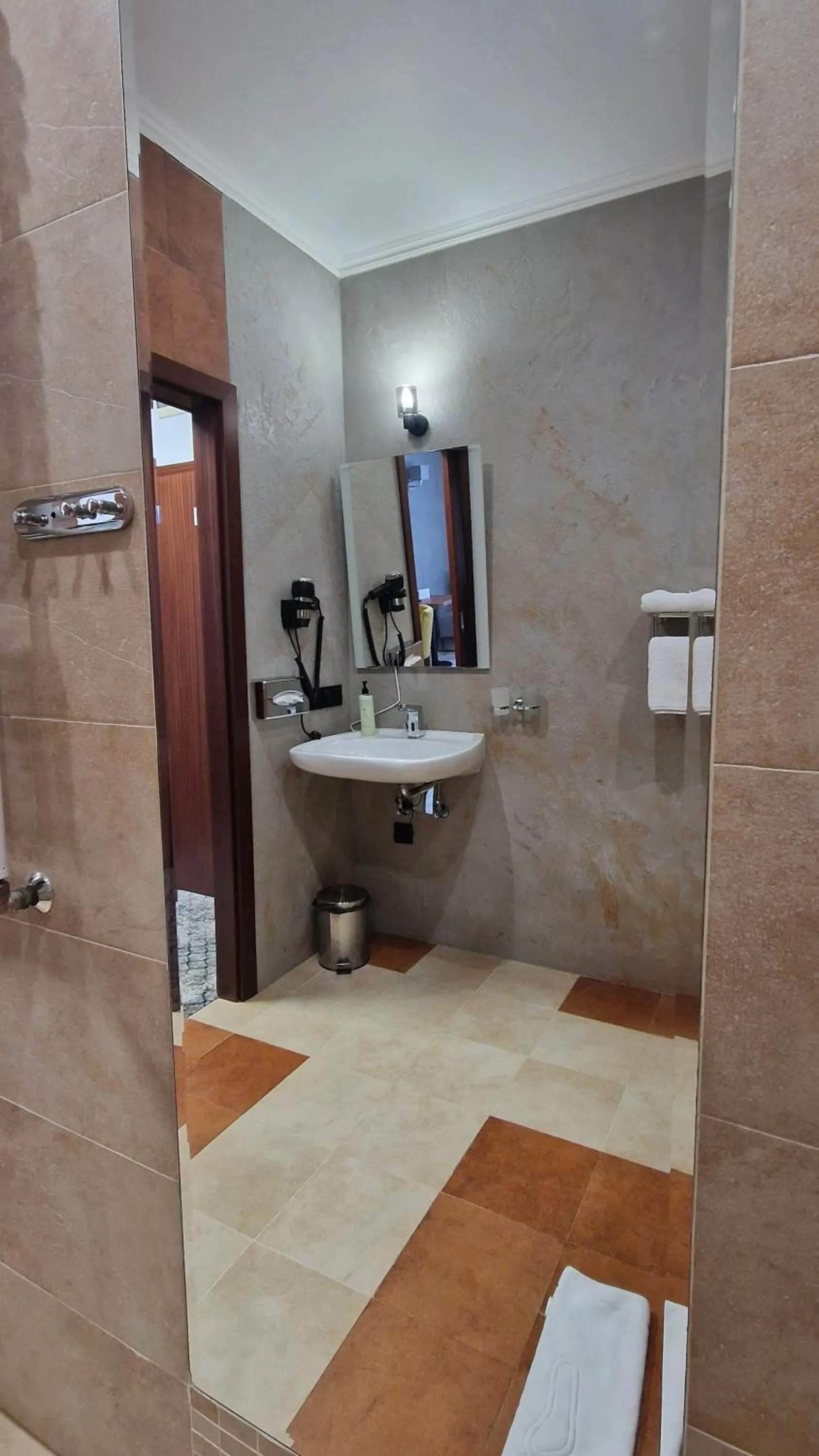 Bathroom in Hotel Korona Spa & Wellness