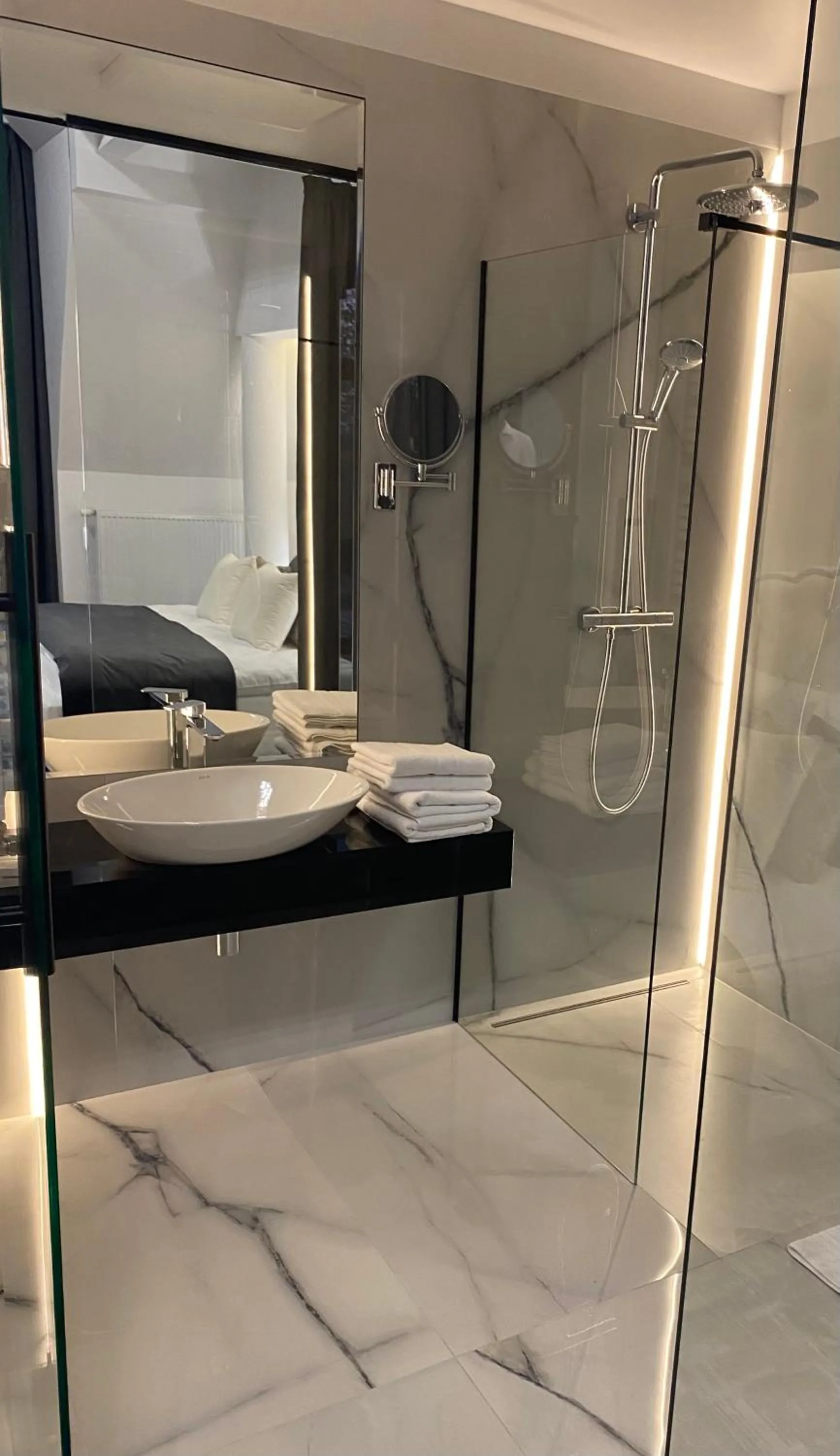 Shower in Hotel Korona Spa & Wellness