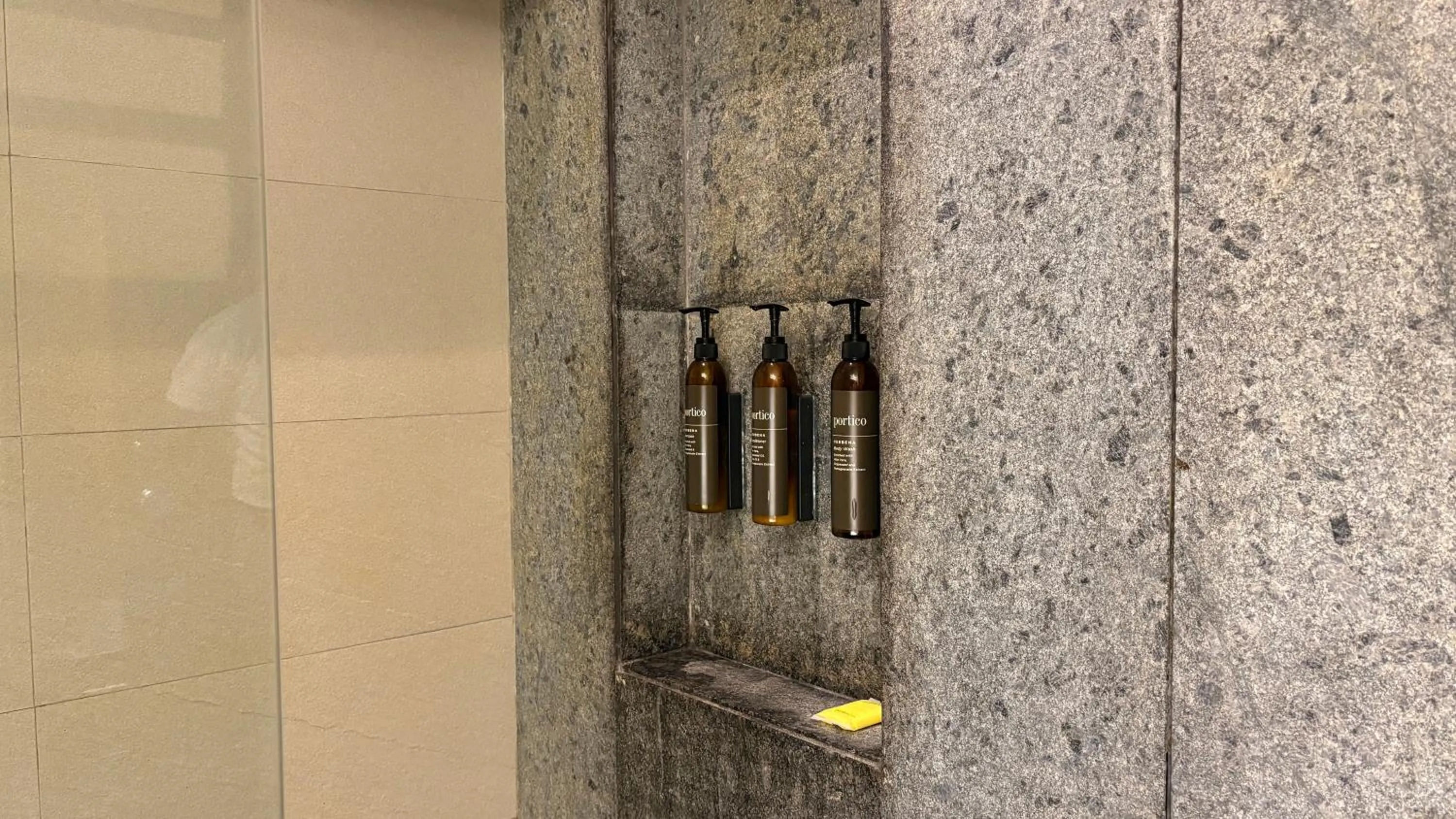 Shower in Hyatt Place Hampi