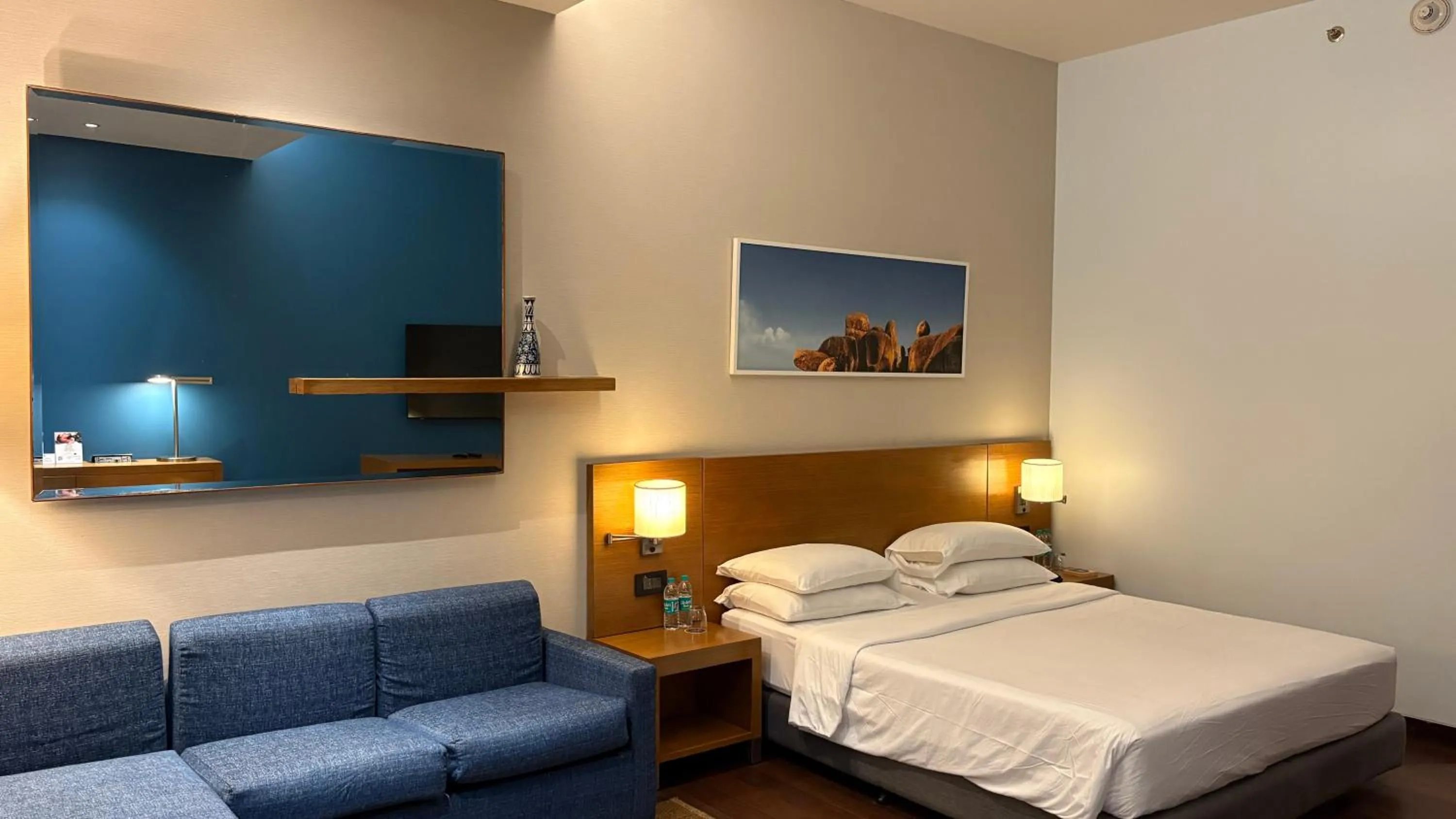 Bedroom, Bed in Hyatt Place Hampi