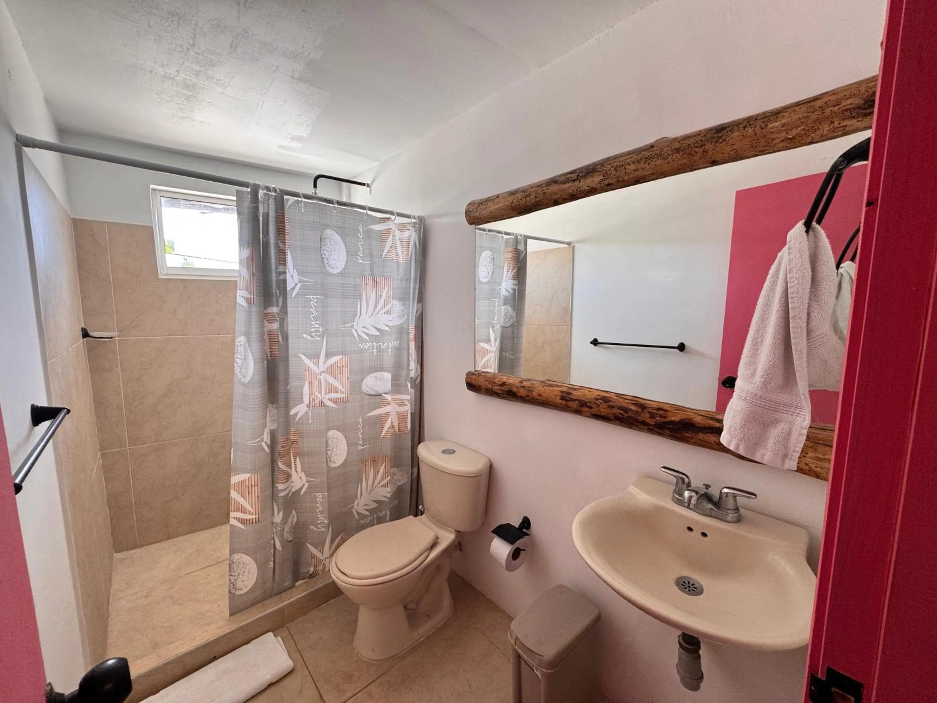 Toilet in Be Happy Hotel