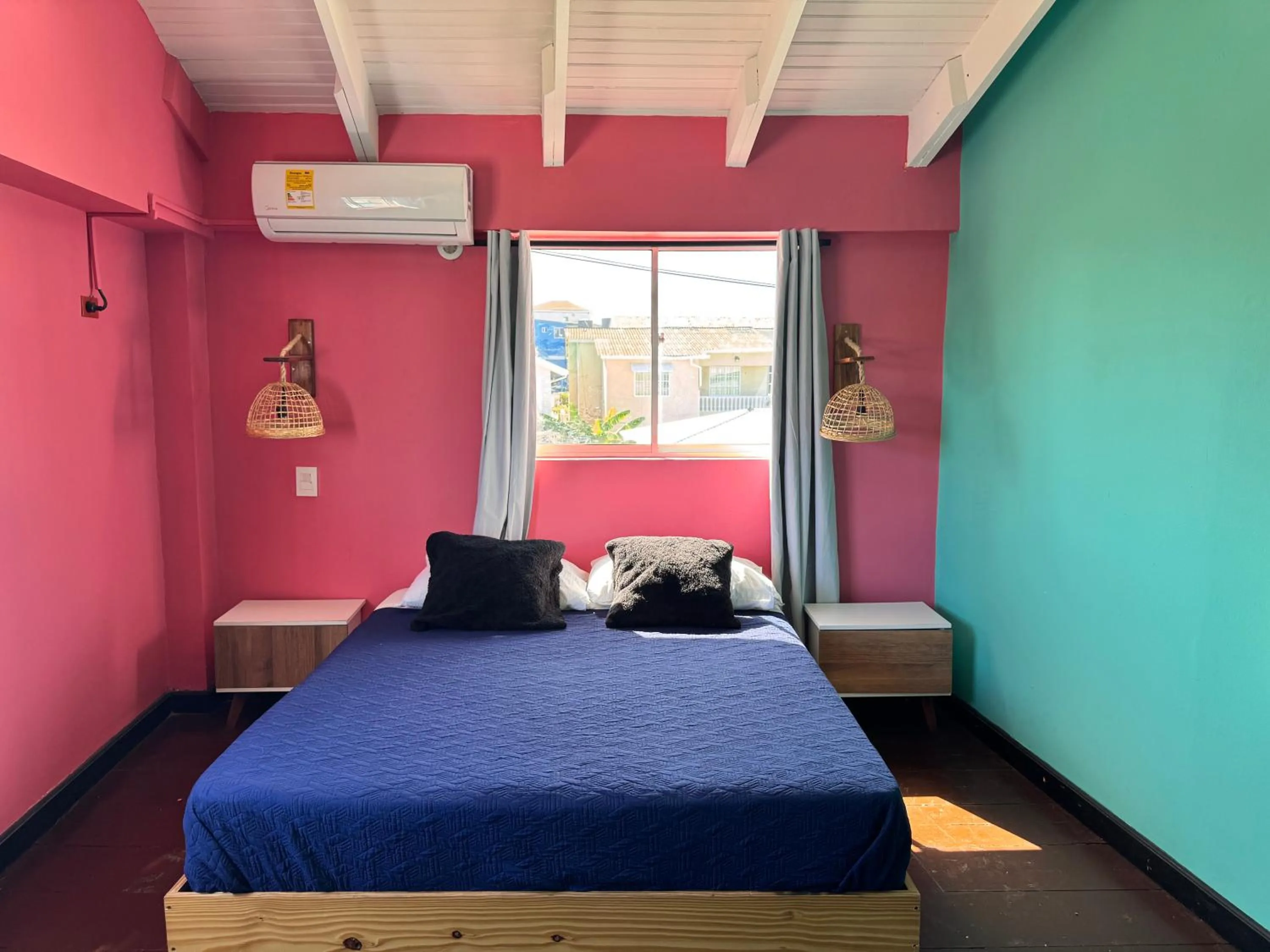 Bed in Be Happy Hotel