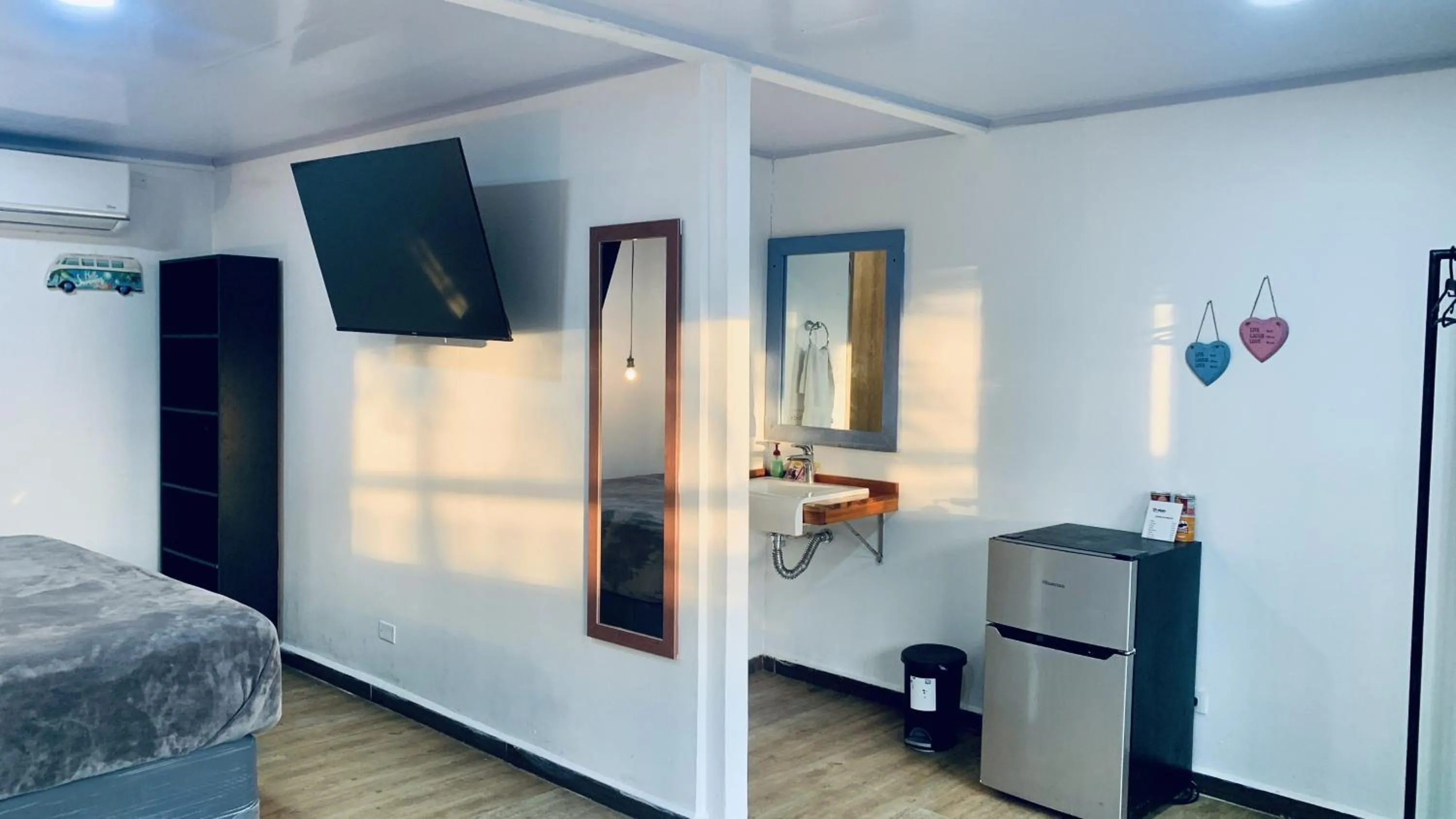 TV and multimedia, Bed in Be Happy Hotel