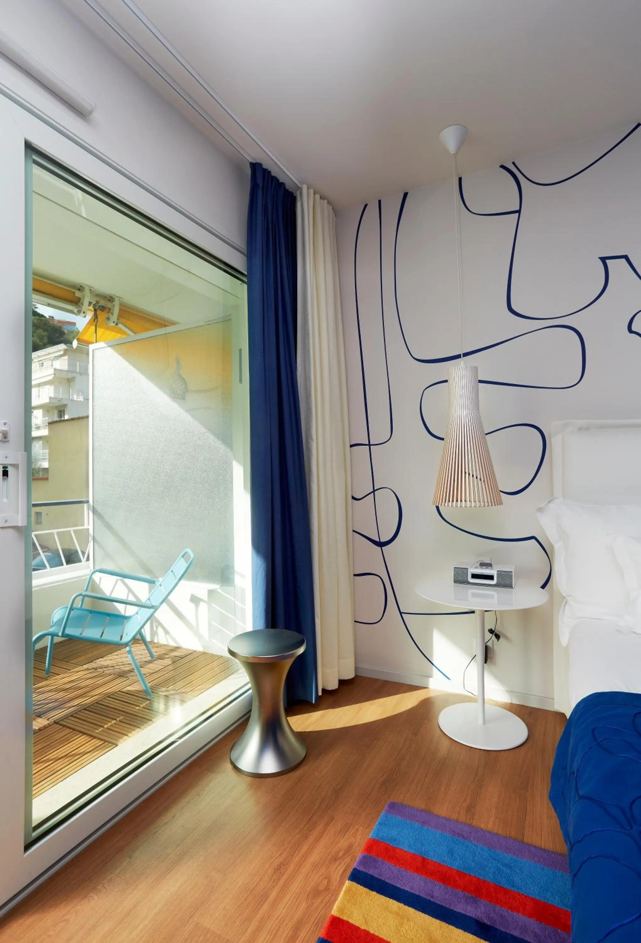 Decorative detail, Bed in Hotel Victoria