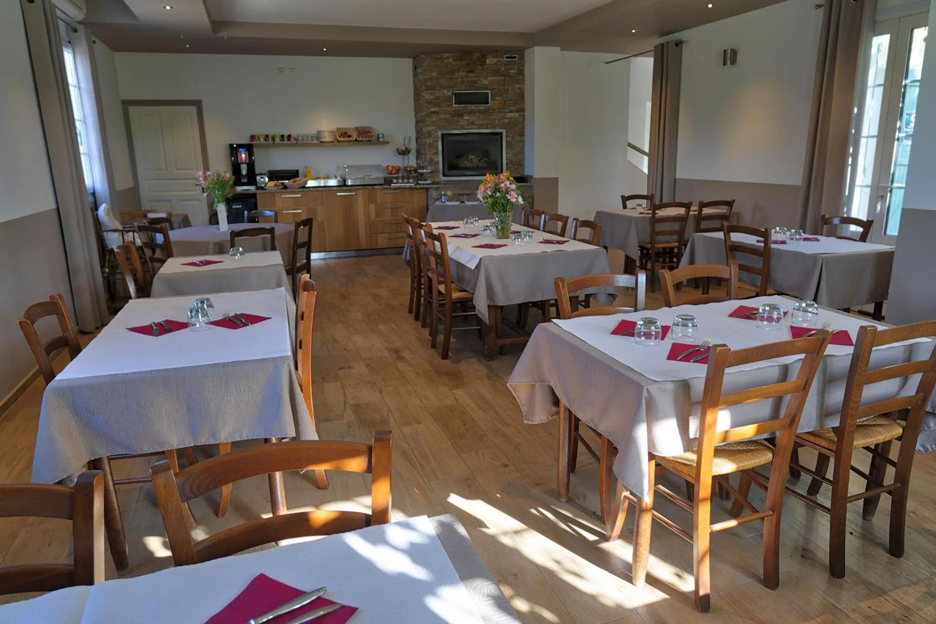 Restaurant/places to eat in Auberge les Oliviers