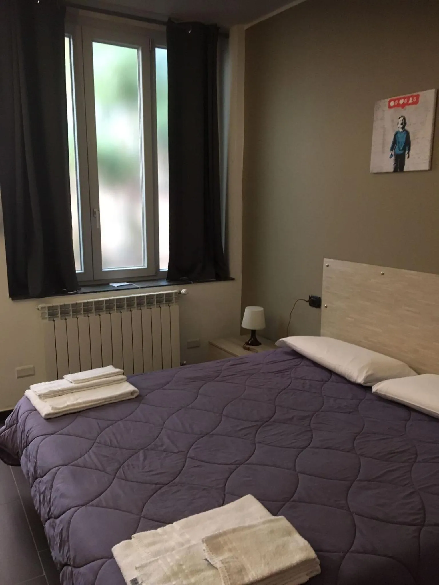 Bed in HH Hermoso Housing VALENZA