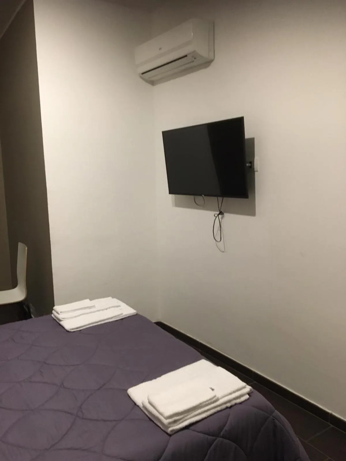 Bed in HH Hermoso Housing VALENZA