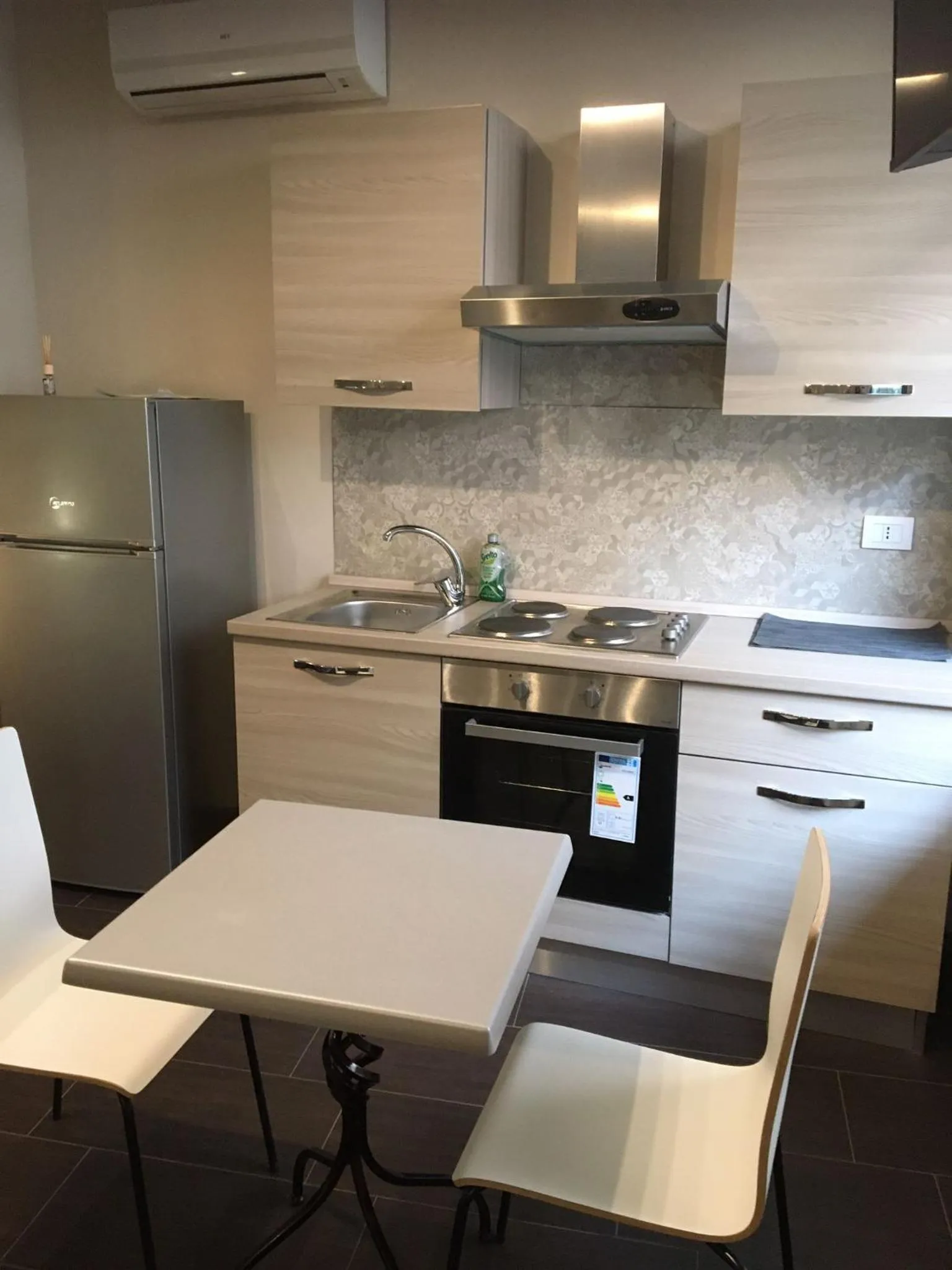 HH Hermoso Housing VALENZA