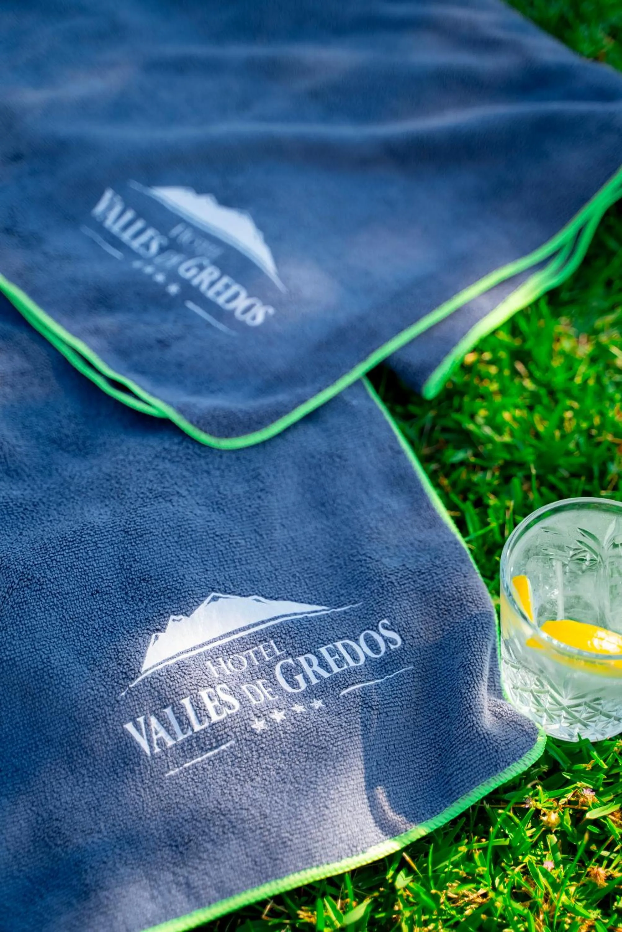 Swimming pool in Hospedium Hotel Valles de Gredos Golf