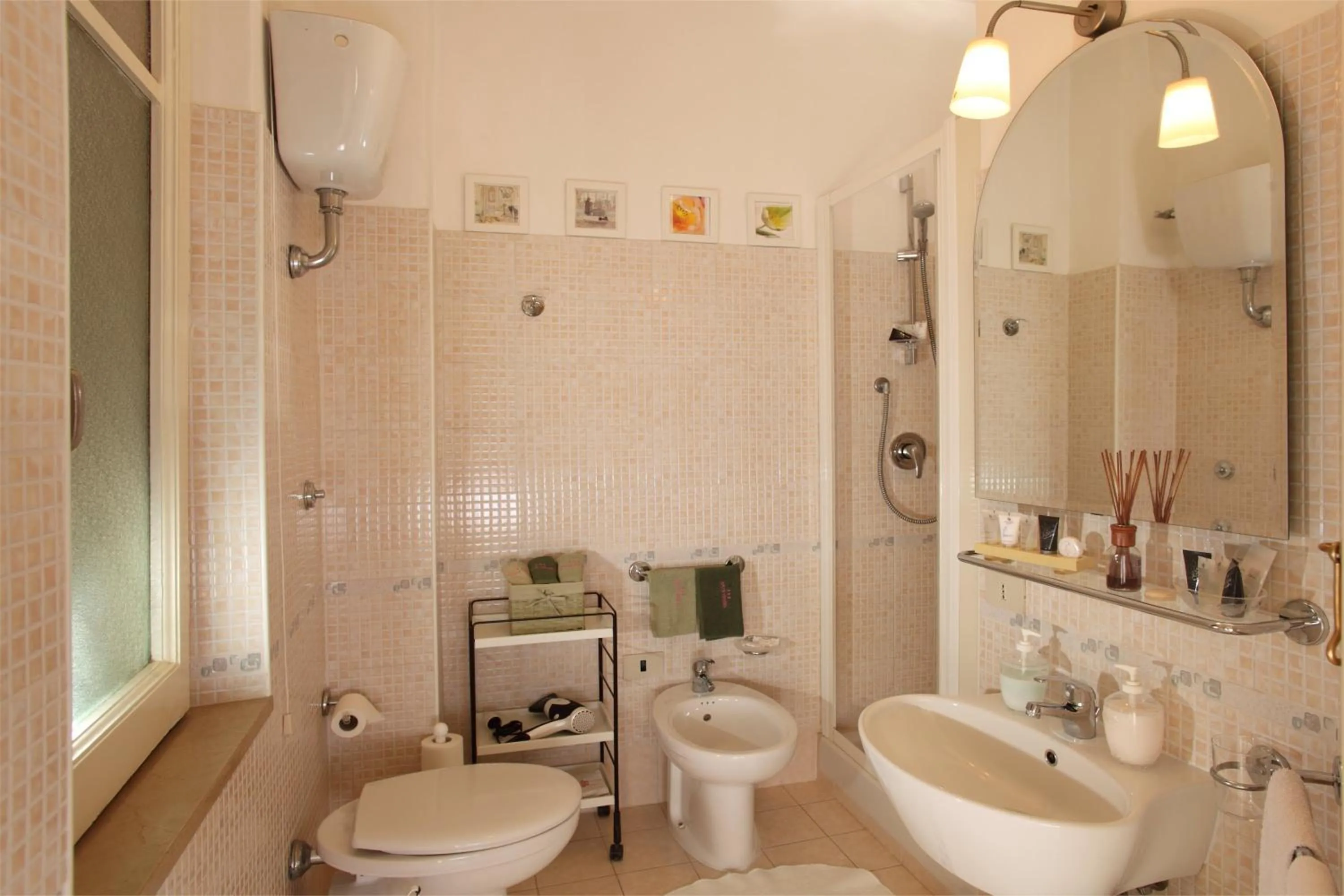 Shower in B&B DolceVirginia