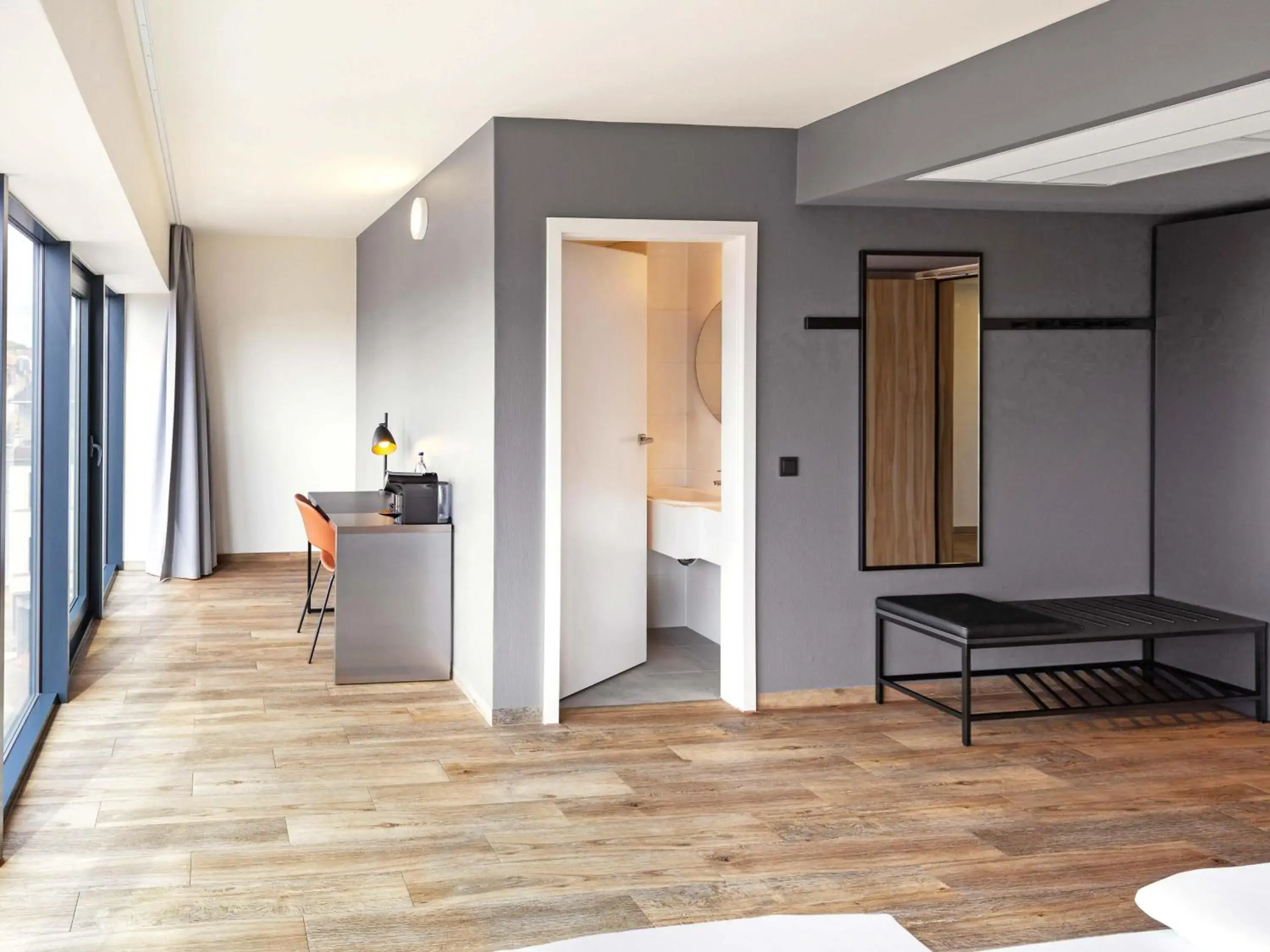 Photo of the whole room in B&B HOTEL Fulda-Hbf Photo of the whole room in B&B HOTEL Fulda-Hbf