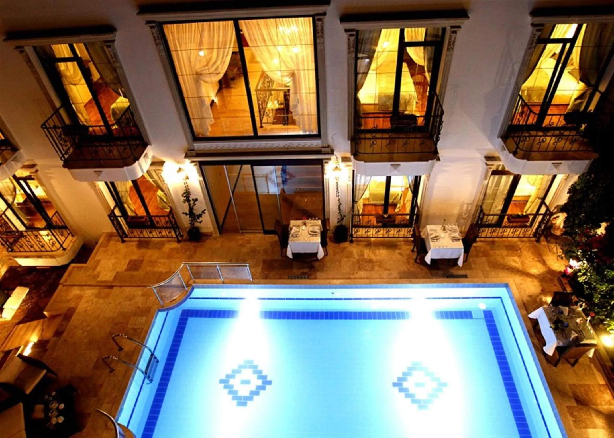 Pool view in Saint John Hotel