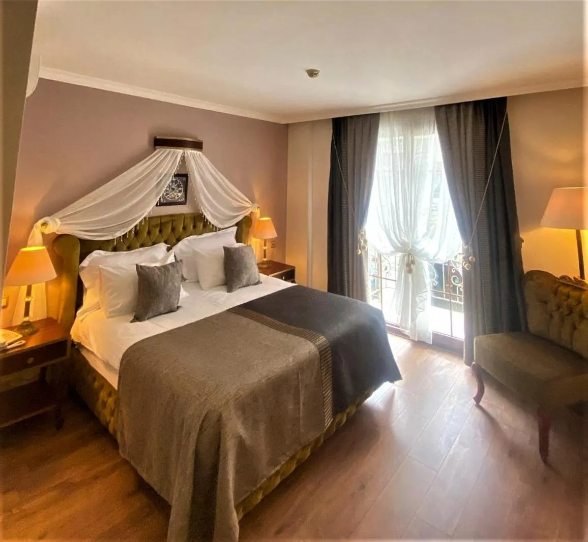 Bed in Saint John Hotel