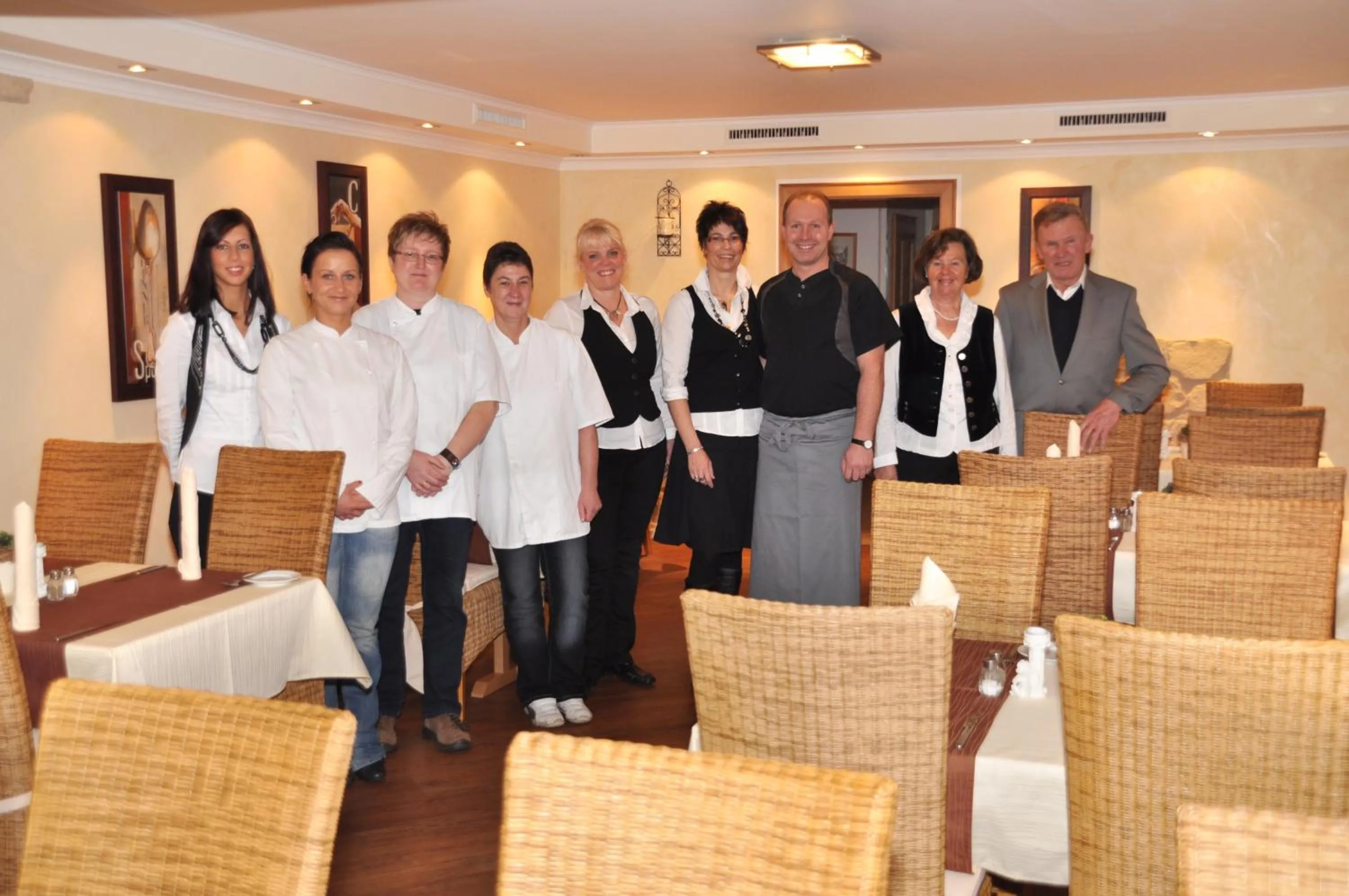 Restaurant/places to eat in Hotel Flurschütz