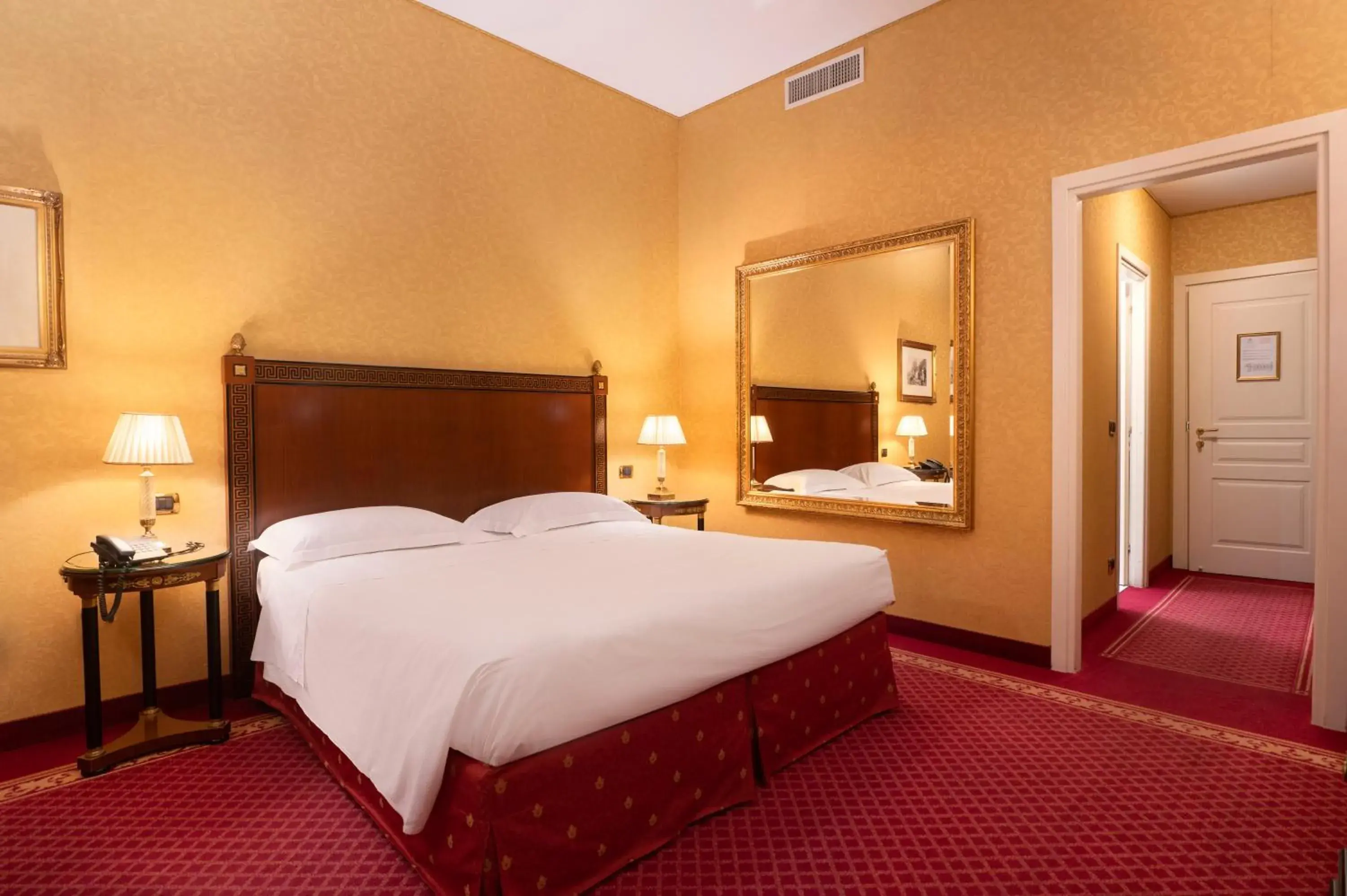 Bed in Hotel Maxim Bed in Hotel Maxim