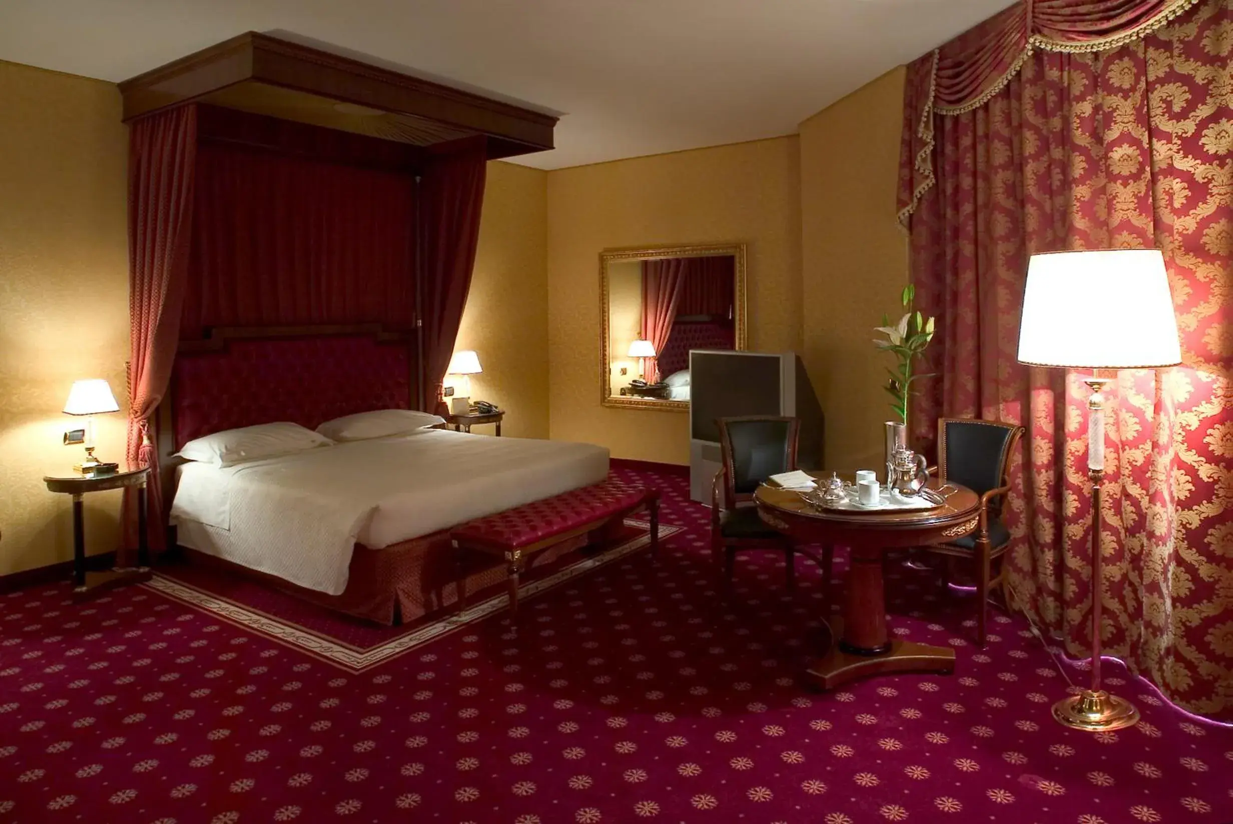 Photo of the whole room, Bed in Hotel Maxim Photo of the whole room, Bed in Hotel Maxim