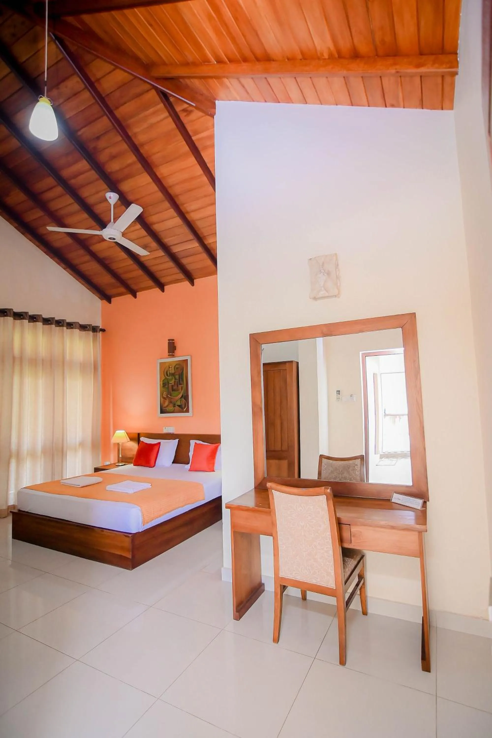 Bedroom, Bed in Airport Villa