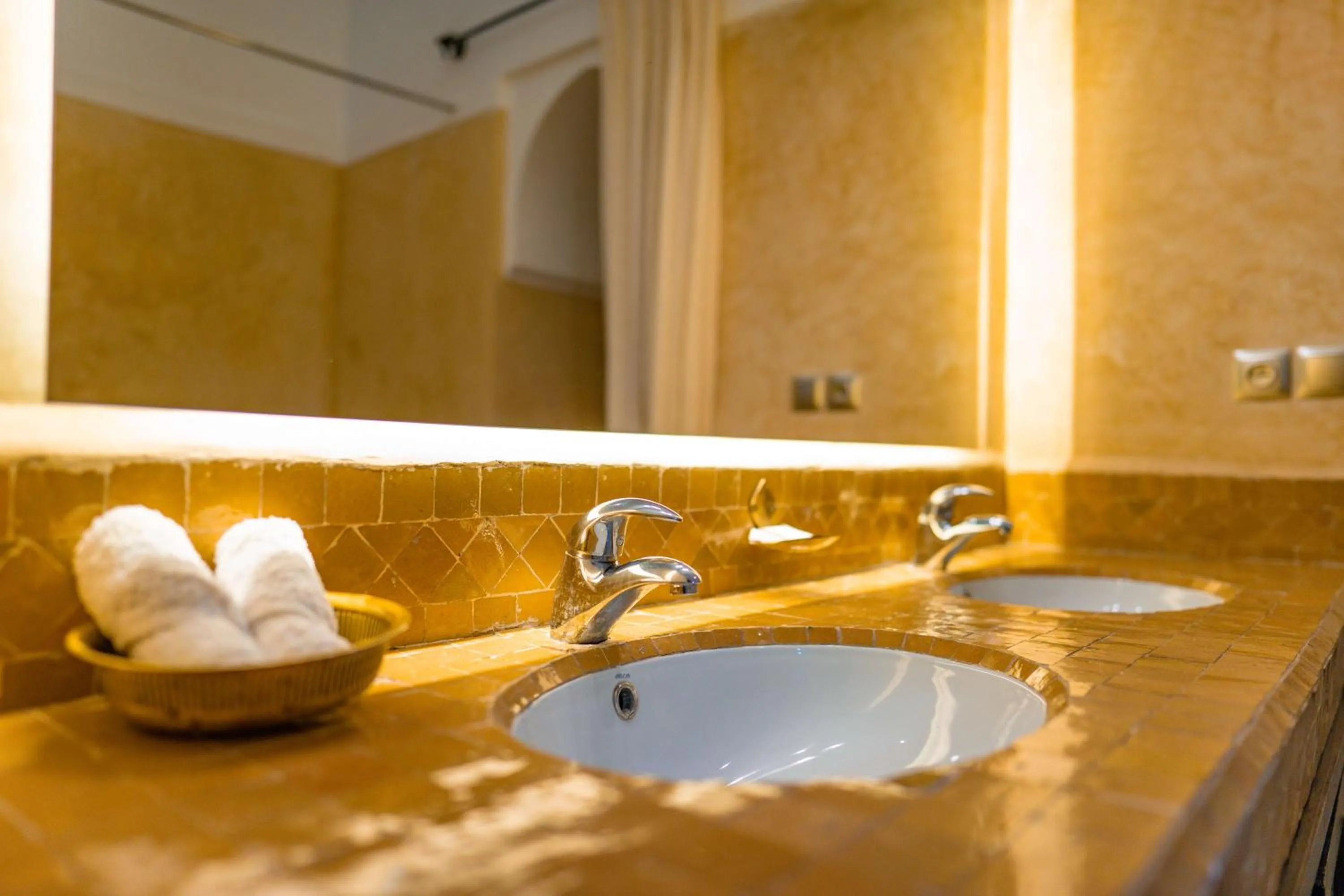 Bathroom in Riad Dar Dialkoum