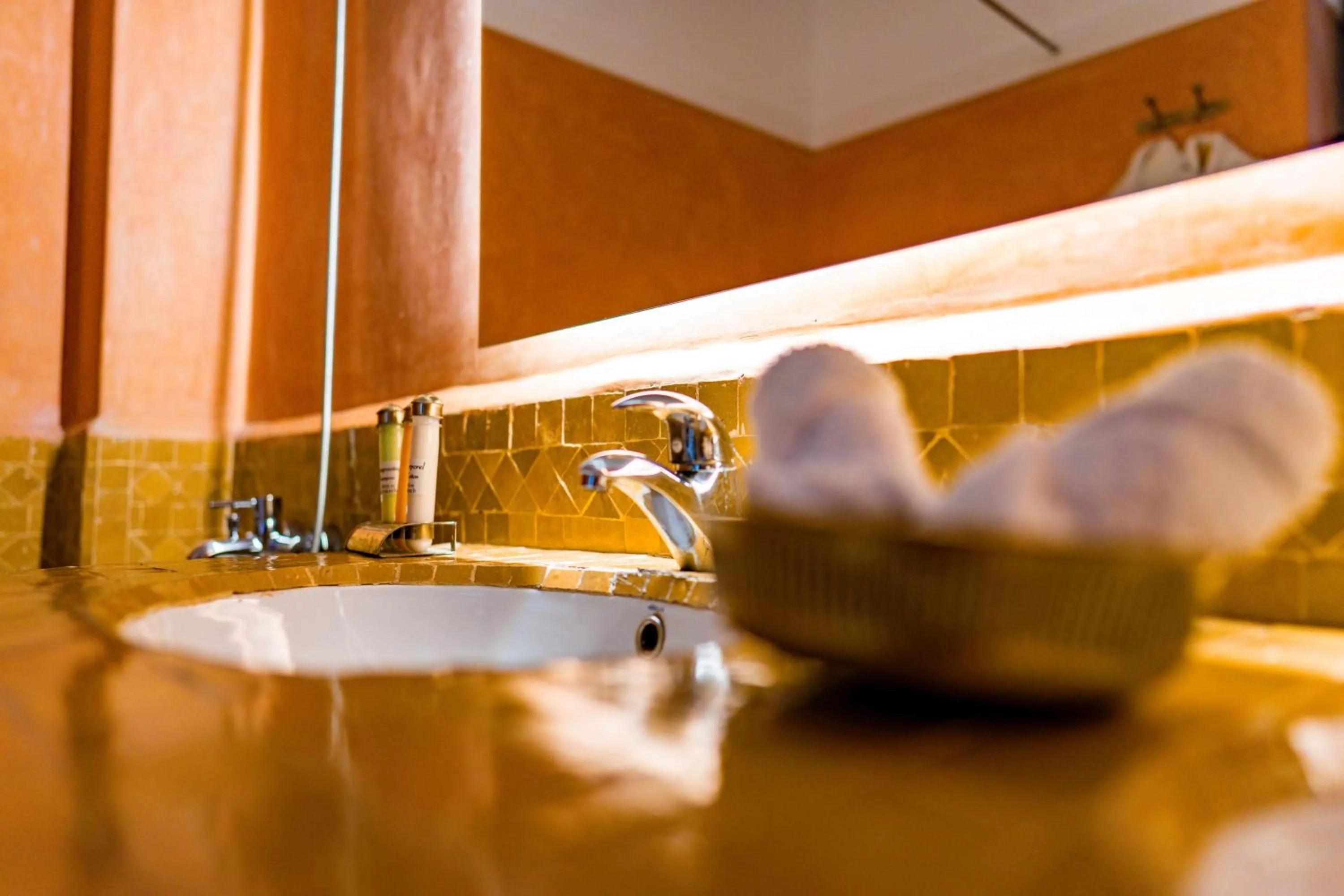 Bathroom in Riad Dar Dialkoum