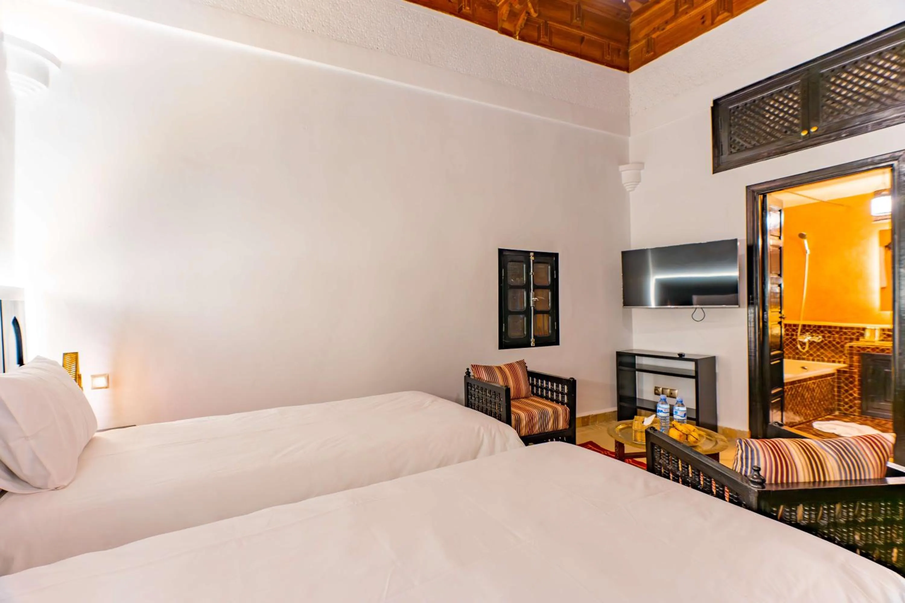 Bedroom in Riad Dar Dialkoum