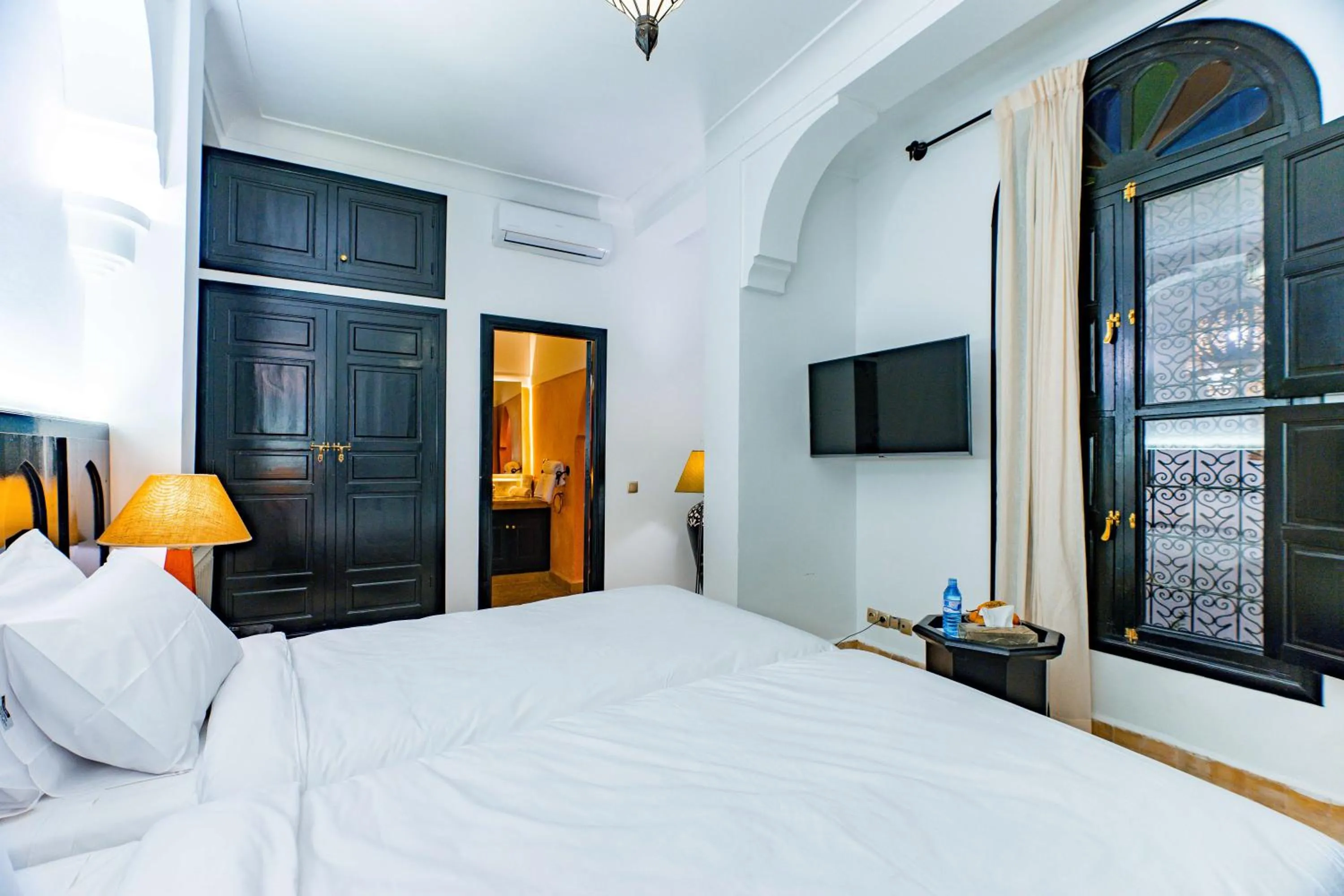 Bedroom in Riad Dar Dialkoum