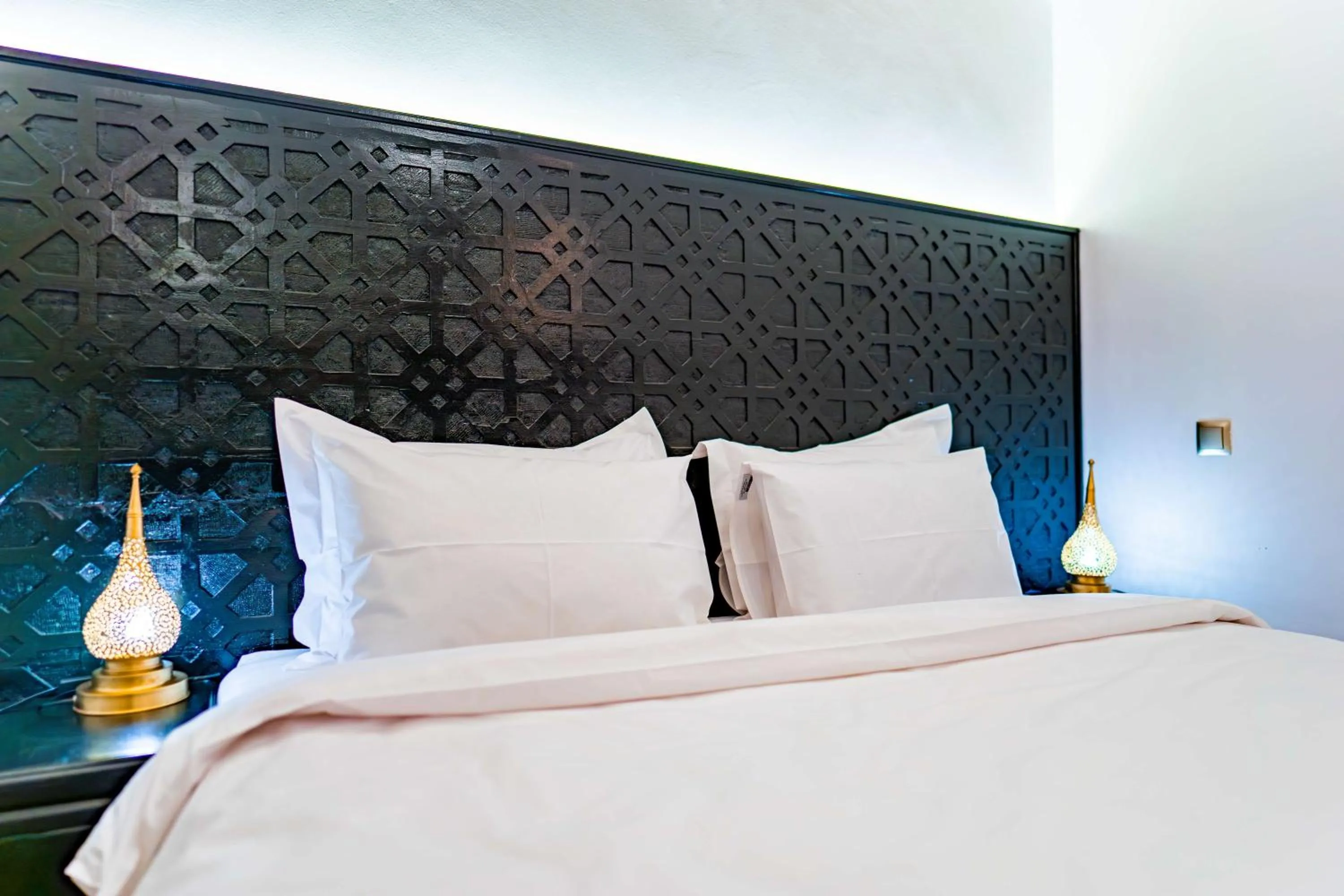 Bedroom in Riad Dar Dialkoum