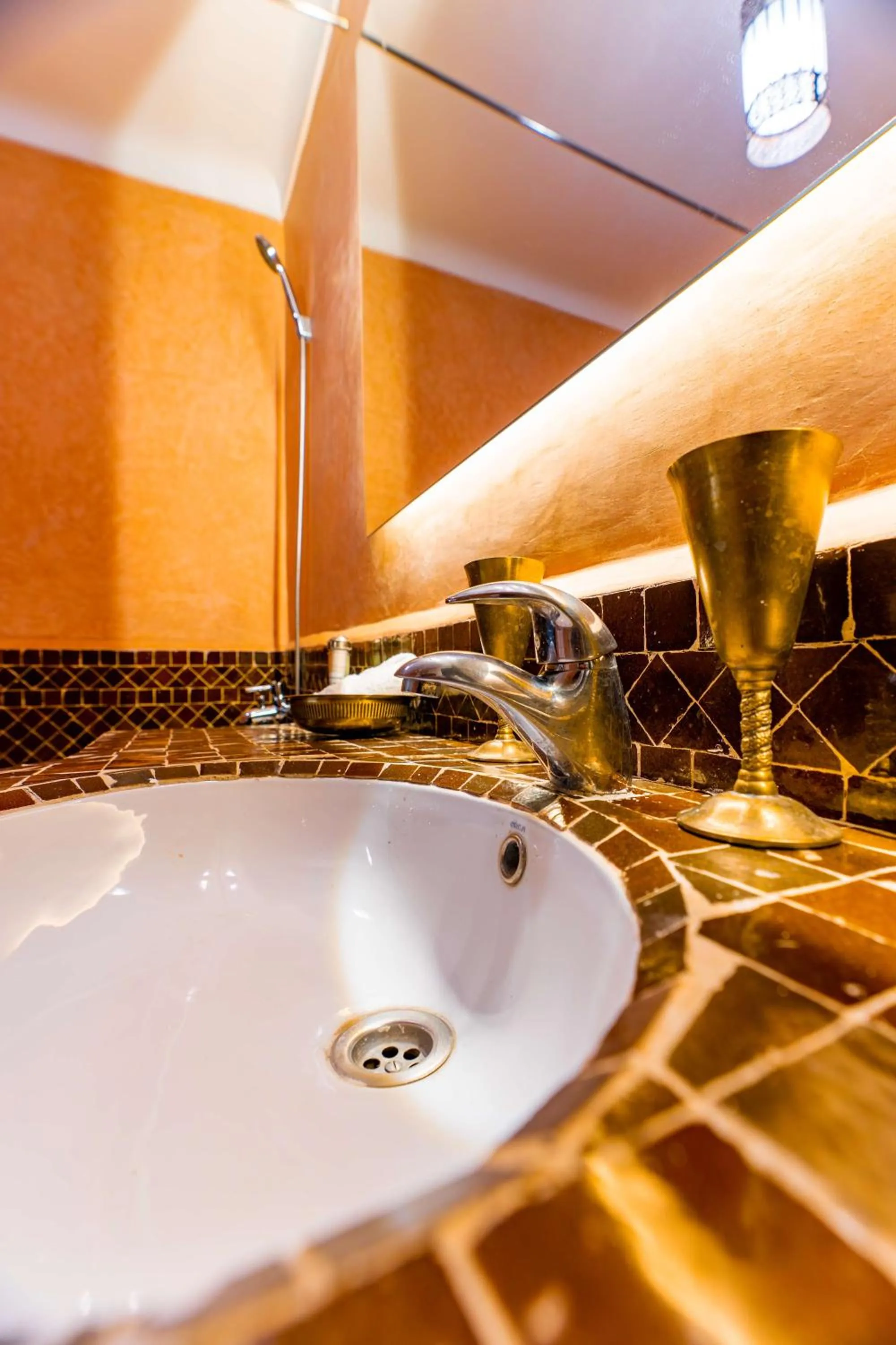 Bathroom in Riad Dar Dialkoum