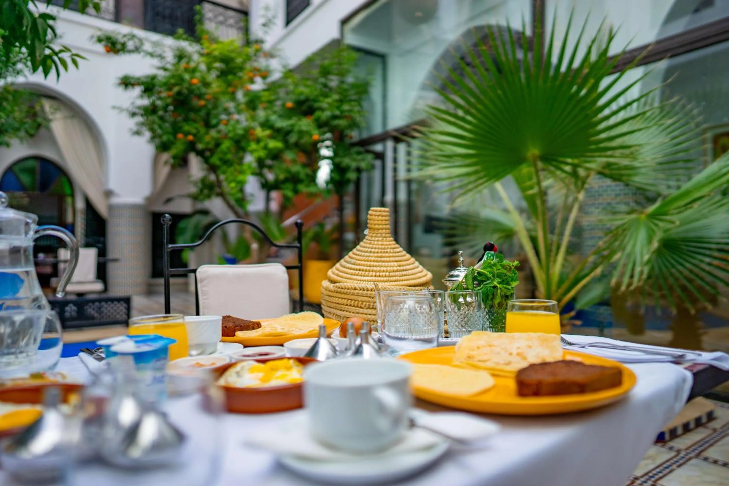 Breakfast in Riad Dar Dialkoum