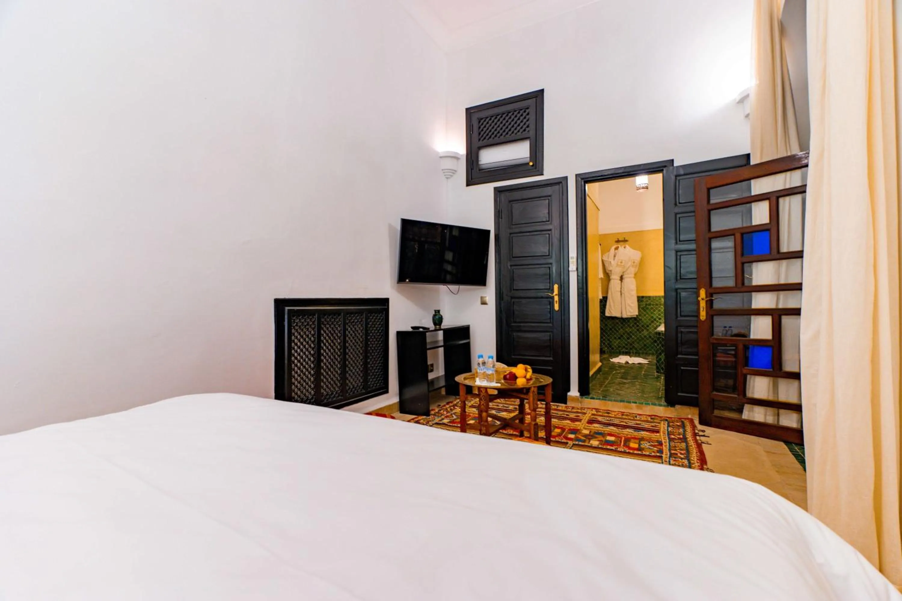 Bedroom in Riad Dar Dialkoum