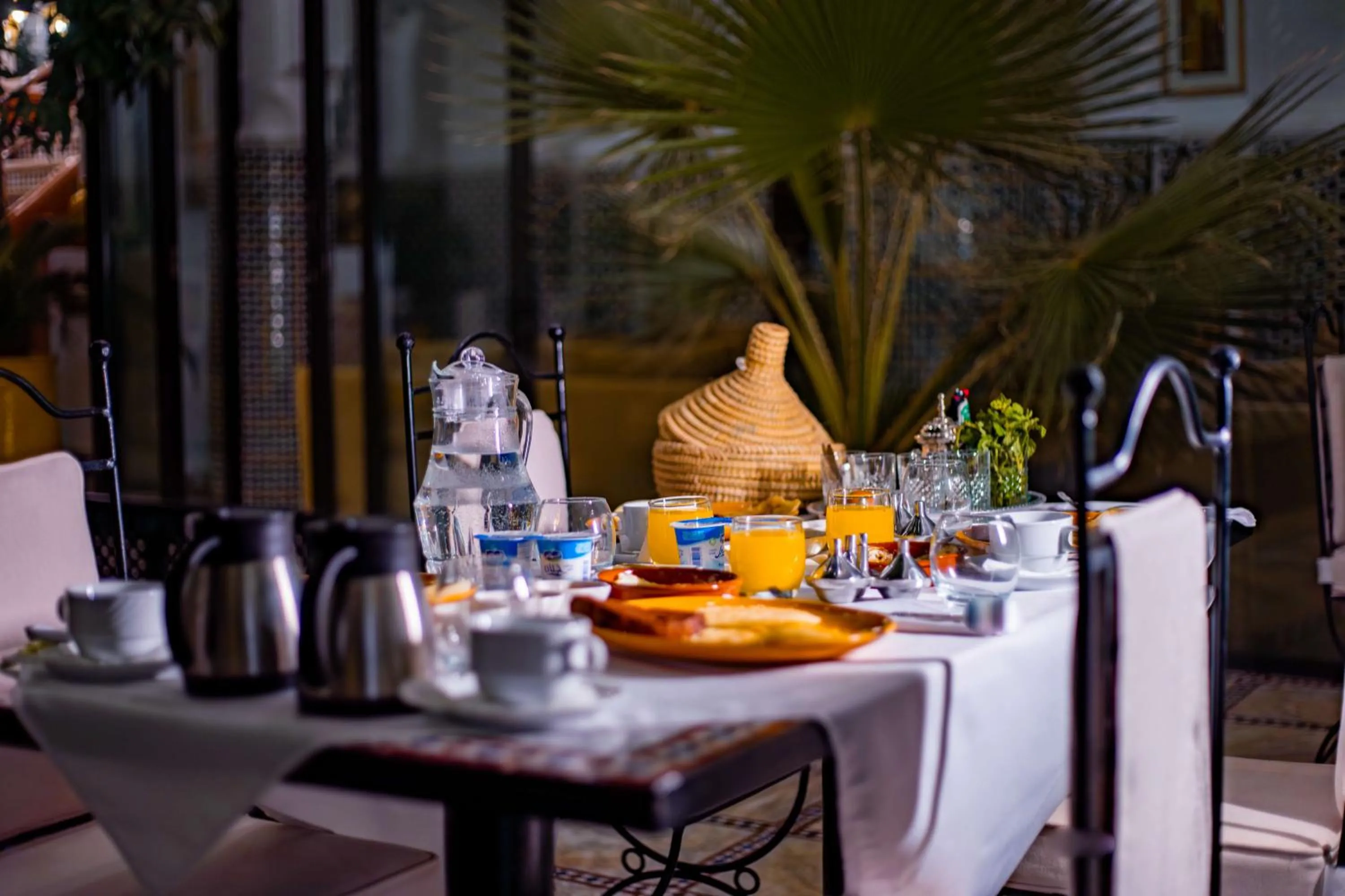 Restaurant/places to eat in Riad Dar Dialkoum