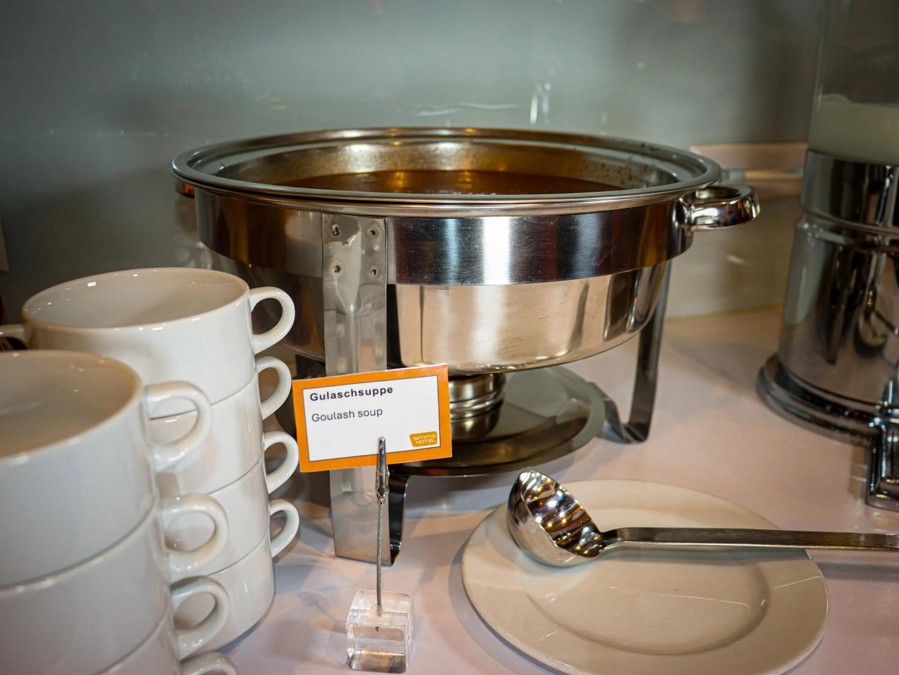 Breakfast in Simm's Hotel - cityhotel next to Metro U3